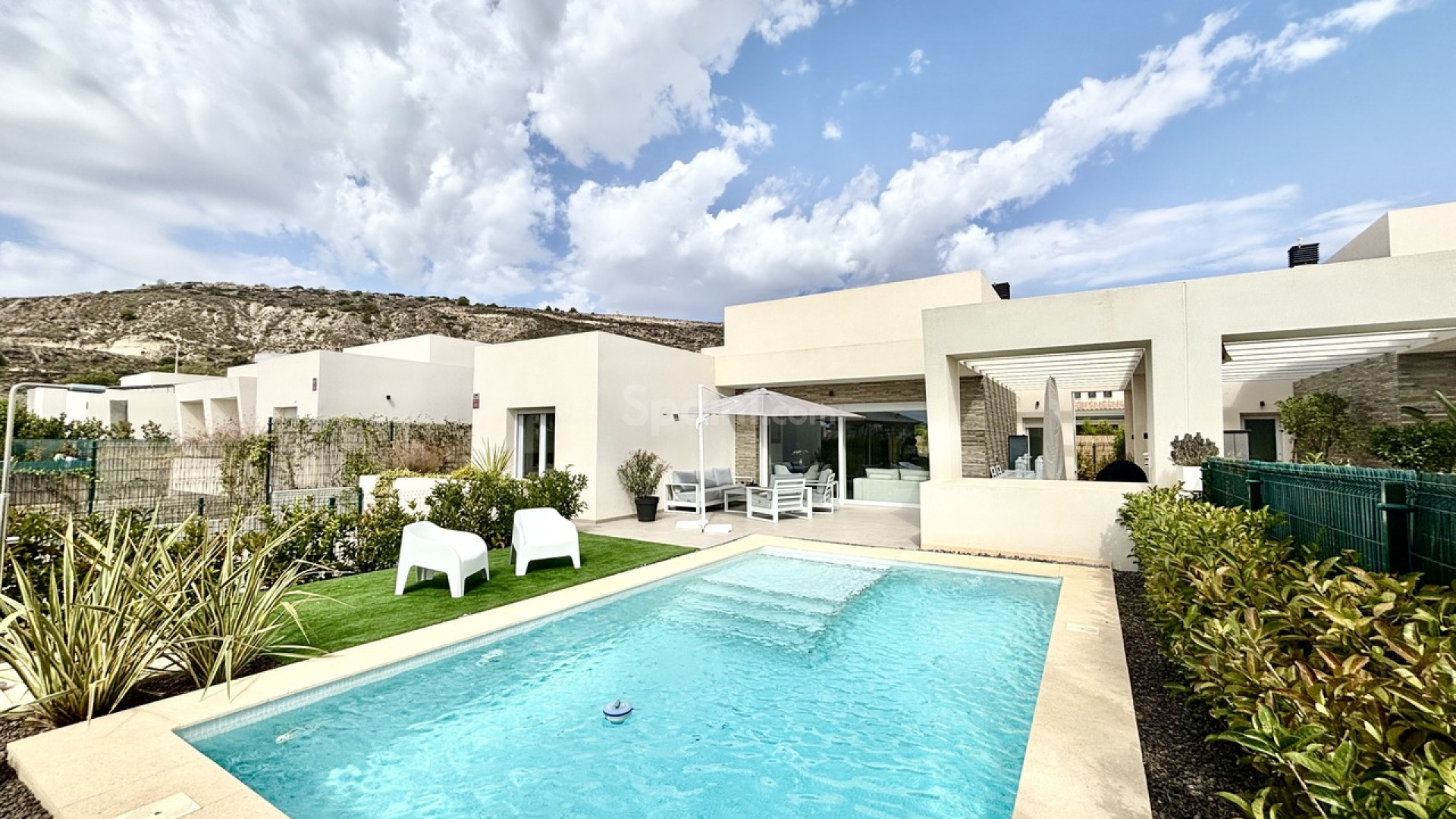 Resale - Villa -
Algorfa