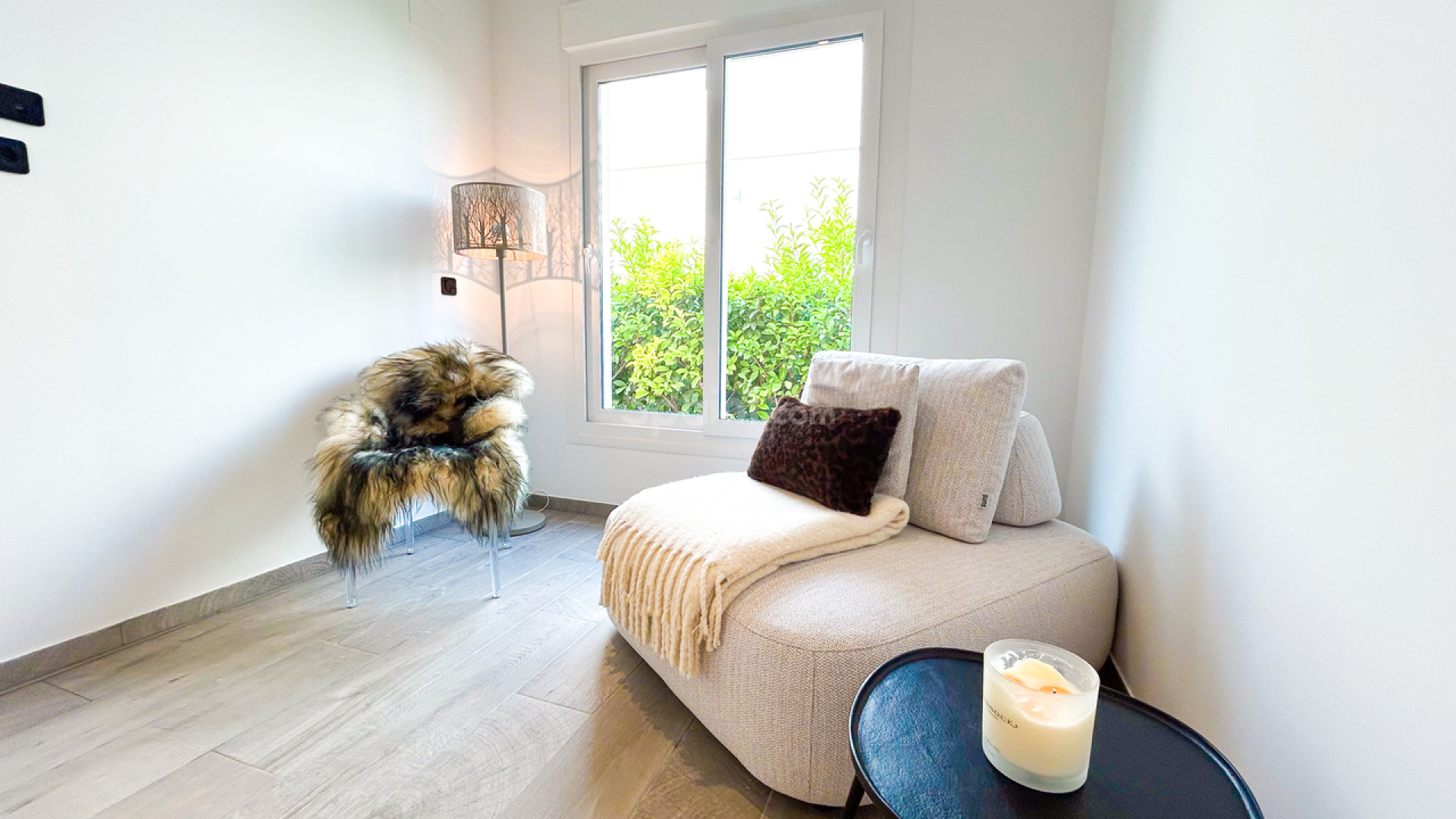 Resale - Villa -
Algorfa