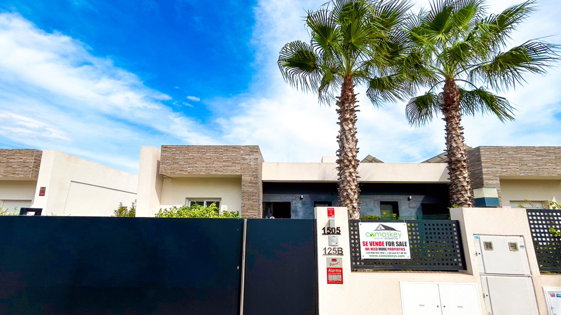 Resale - Villa -
Algorfa