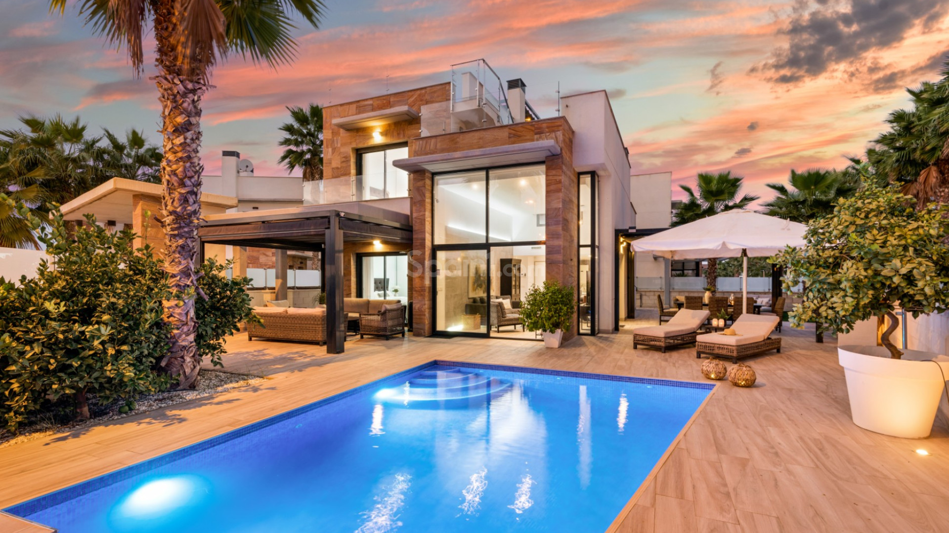 Resale - Villa -
Alicante - Lomas de Cabo Roig