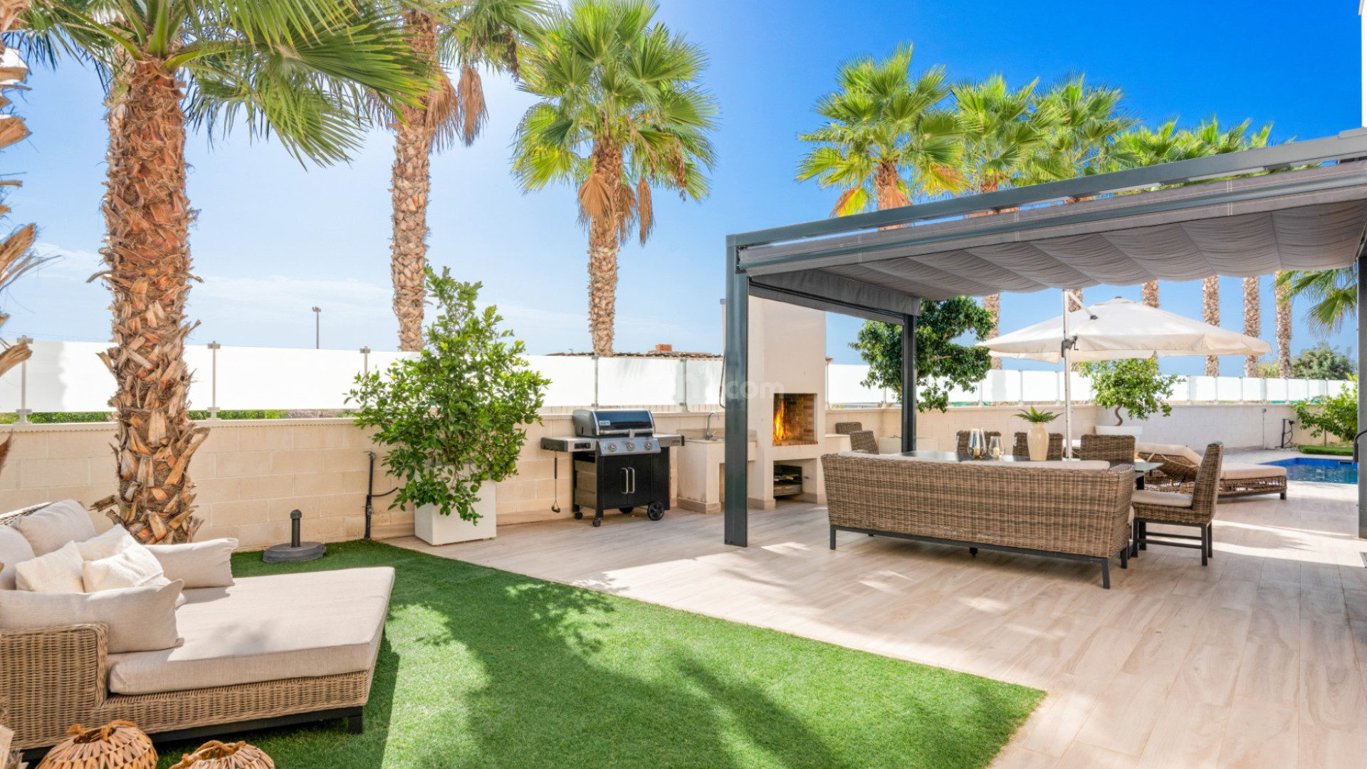 Resale - Villa -
Alicante - Lomas de Cabo Roig