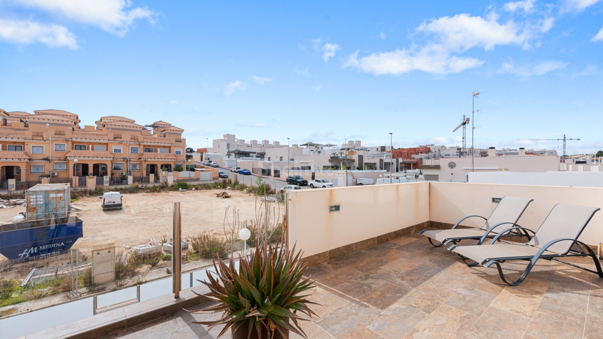 Resale - Villa -
Alicante - Villamartin