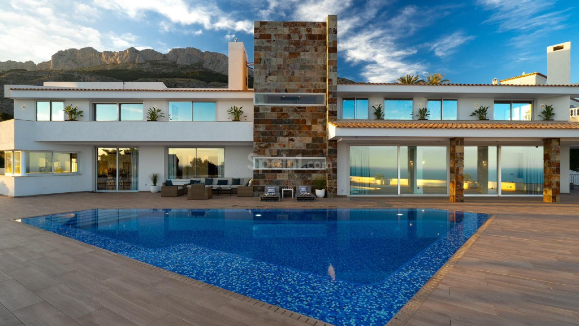 Resale - Villa -
Altea