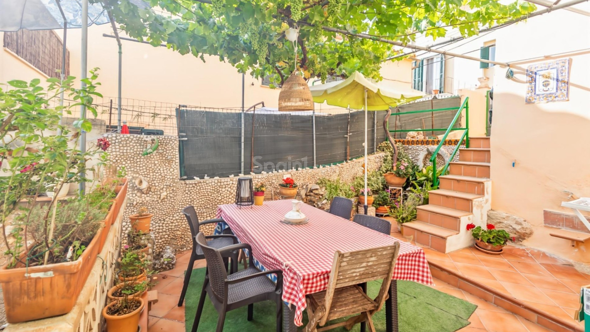 Resale - Villa -
ANDRATX
