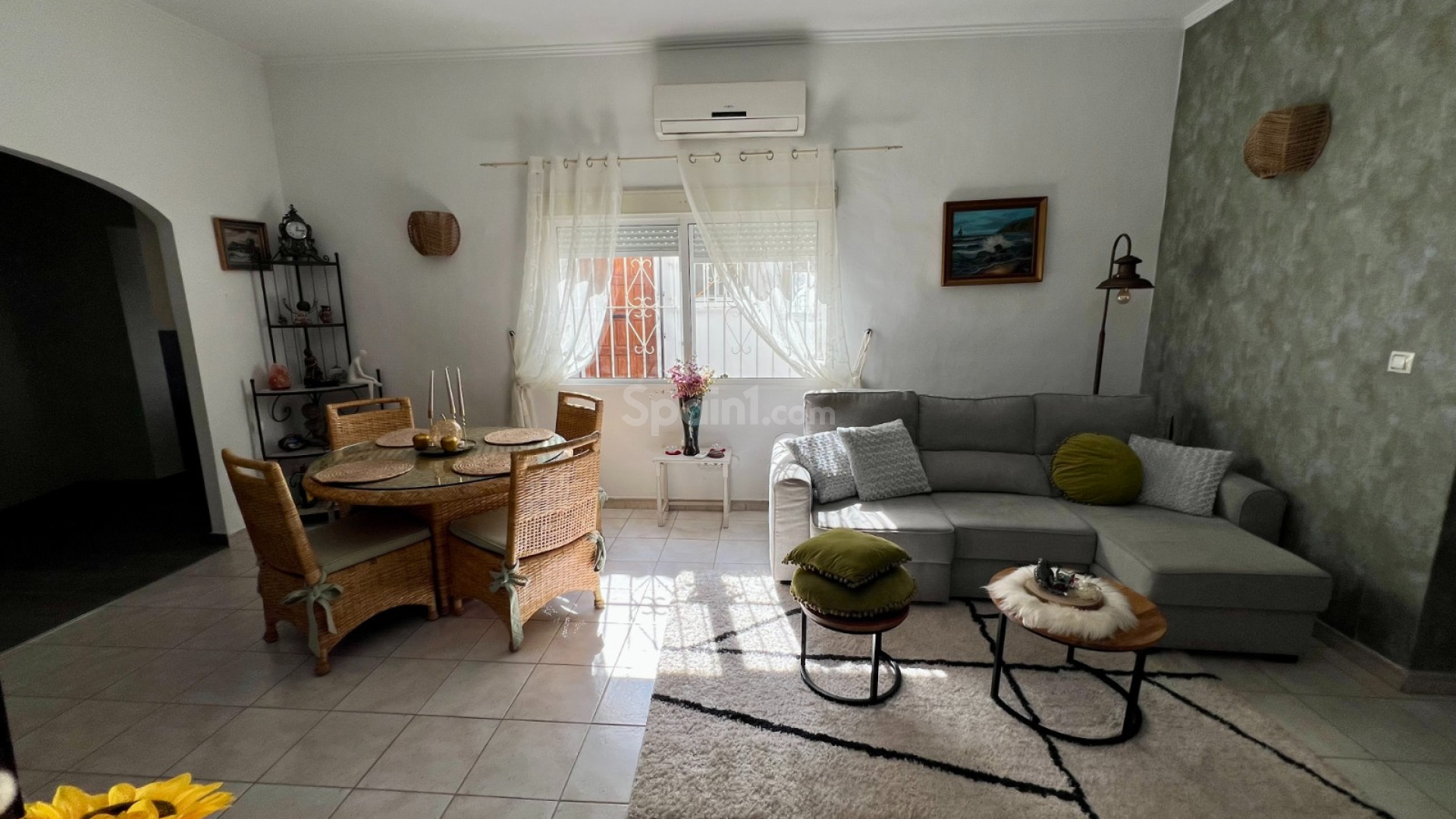 Resale - Villa -
Benferri