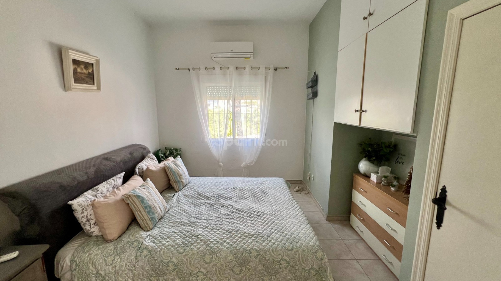 Resale - Villa -
Benferri