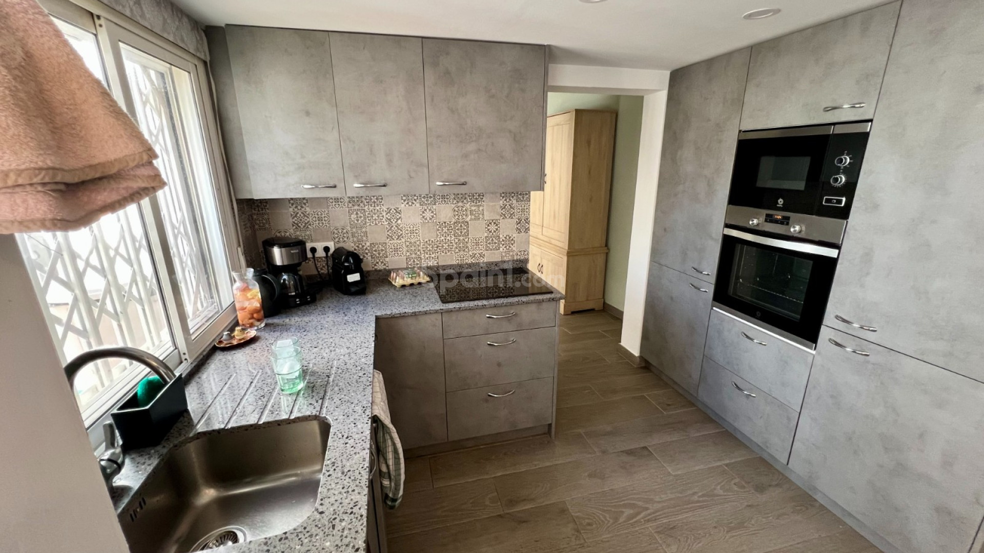 Resale - Villa -
Benferri