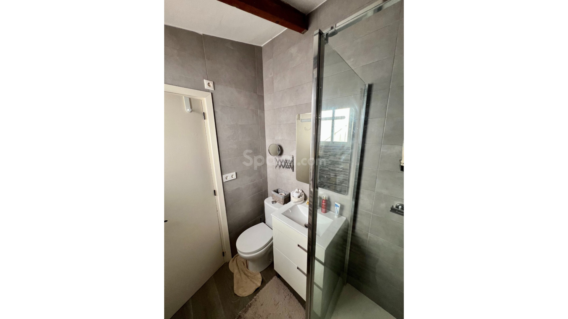 Resale - Villa -
Benferri