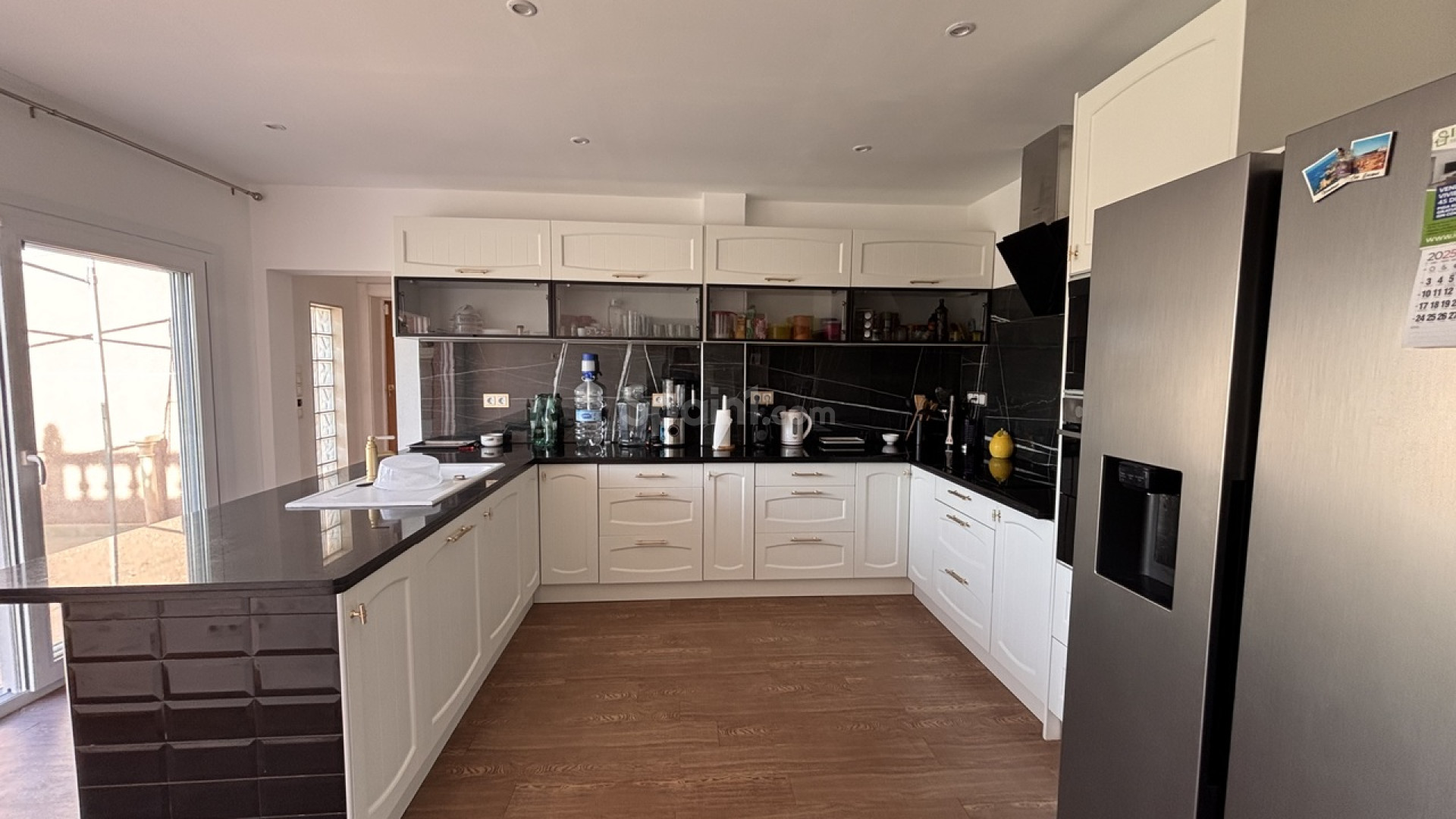 Resale - Villa -
Benijofar