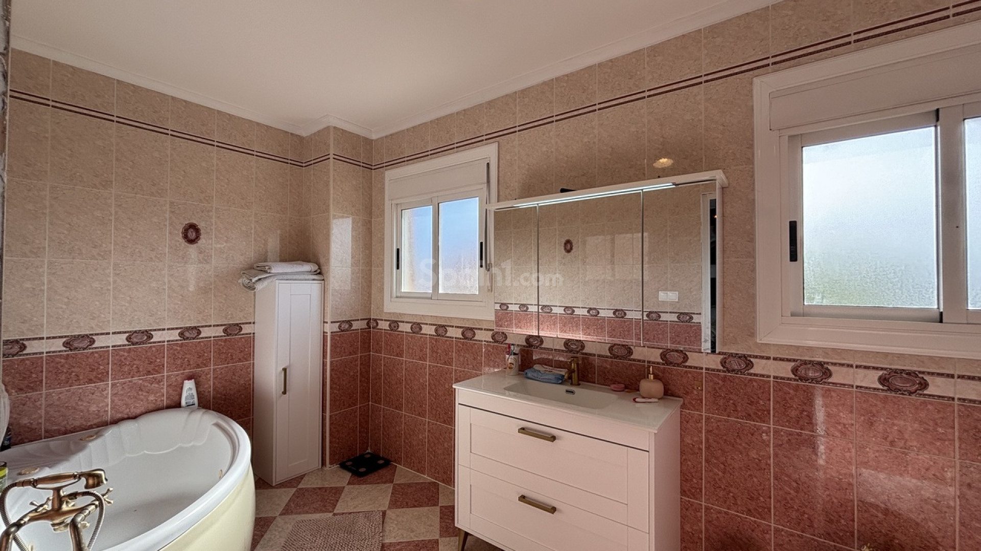 Resale - Villa -
Benijofar