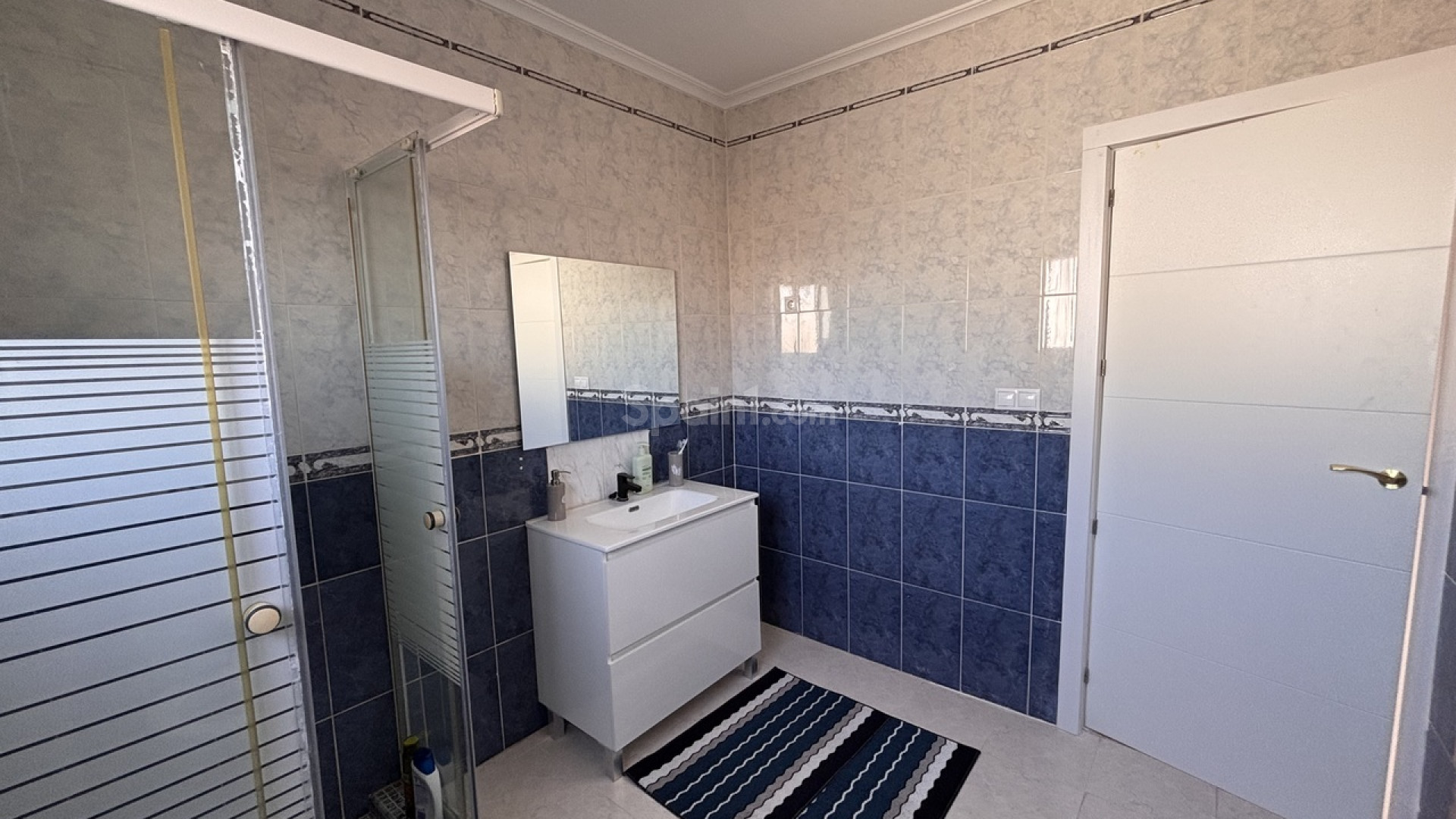 Resale - Villa -
Benijofar