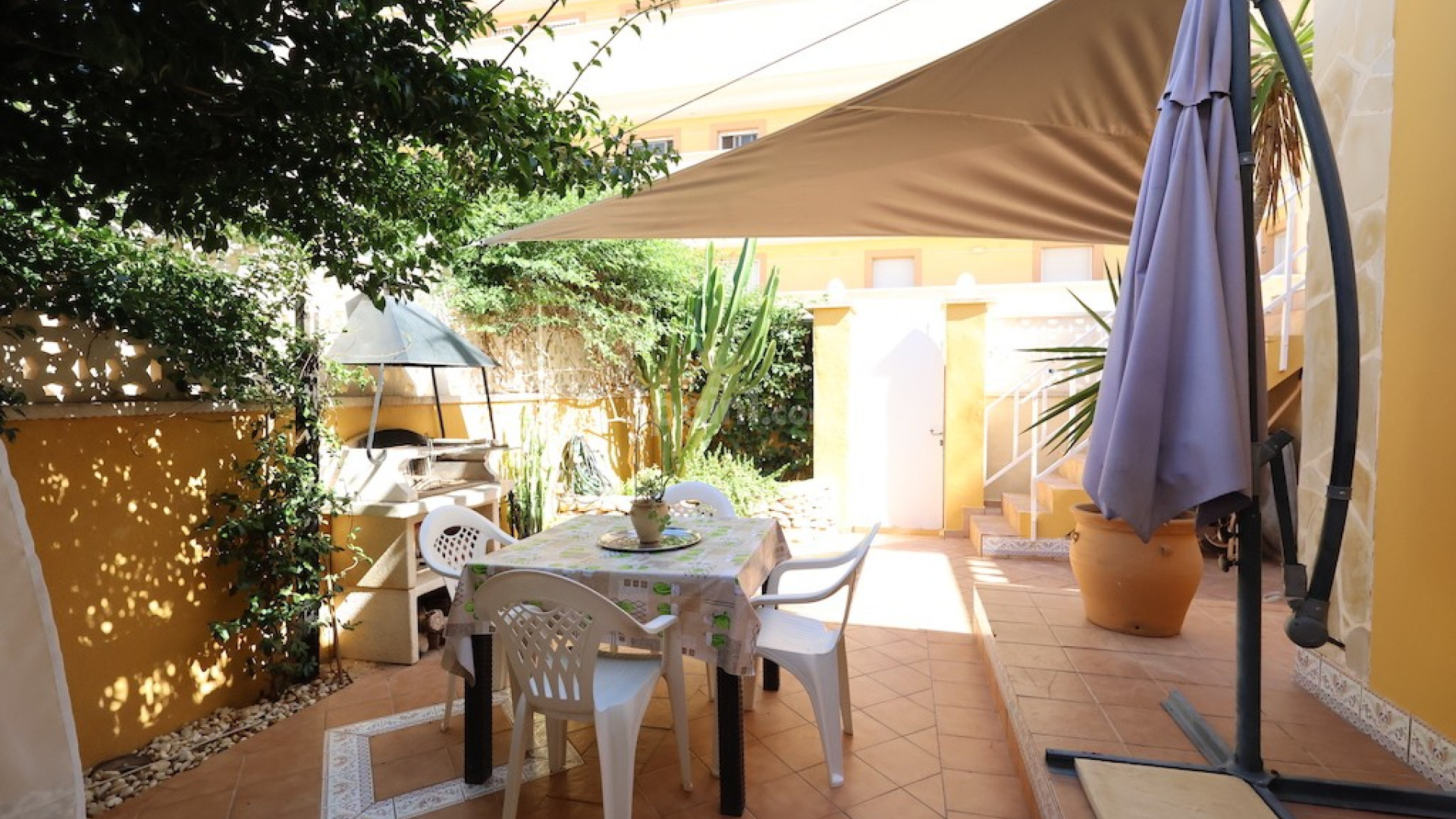 Resale - Villa -
Cabo Roig - Lomas de Cabo Roig