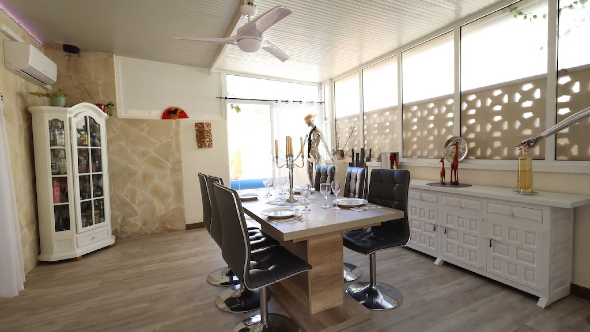 Resale - Villa -
Cabo Roig - Lomas de Cabo Roig