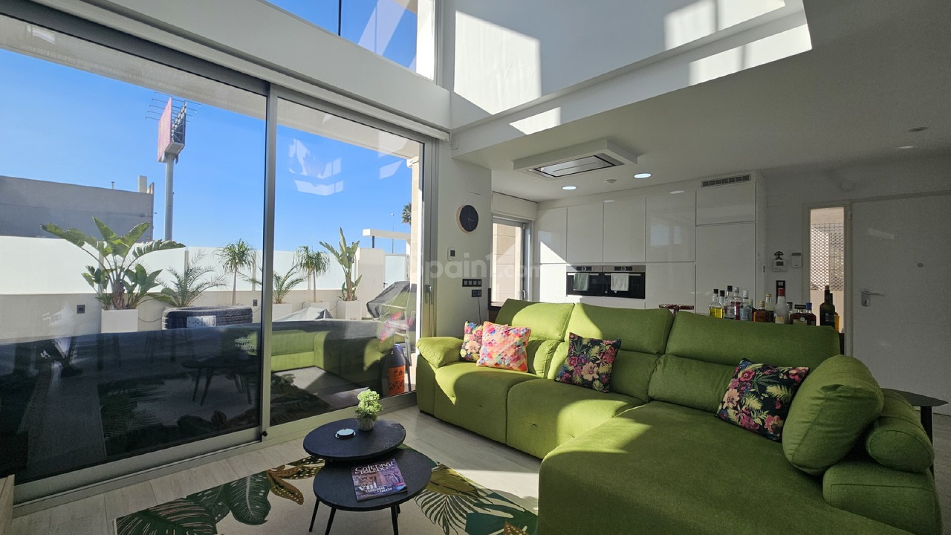 Resale - Villa -
Cabo Roig