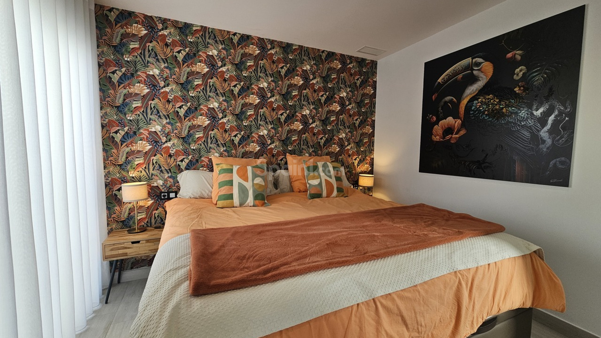 Resale - Villa -
Cabo Roig