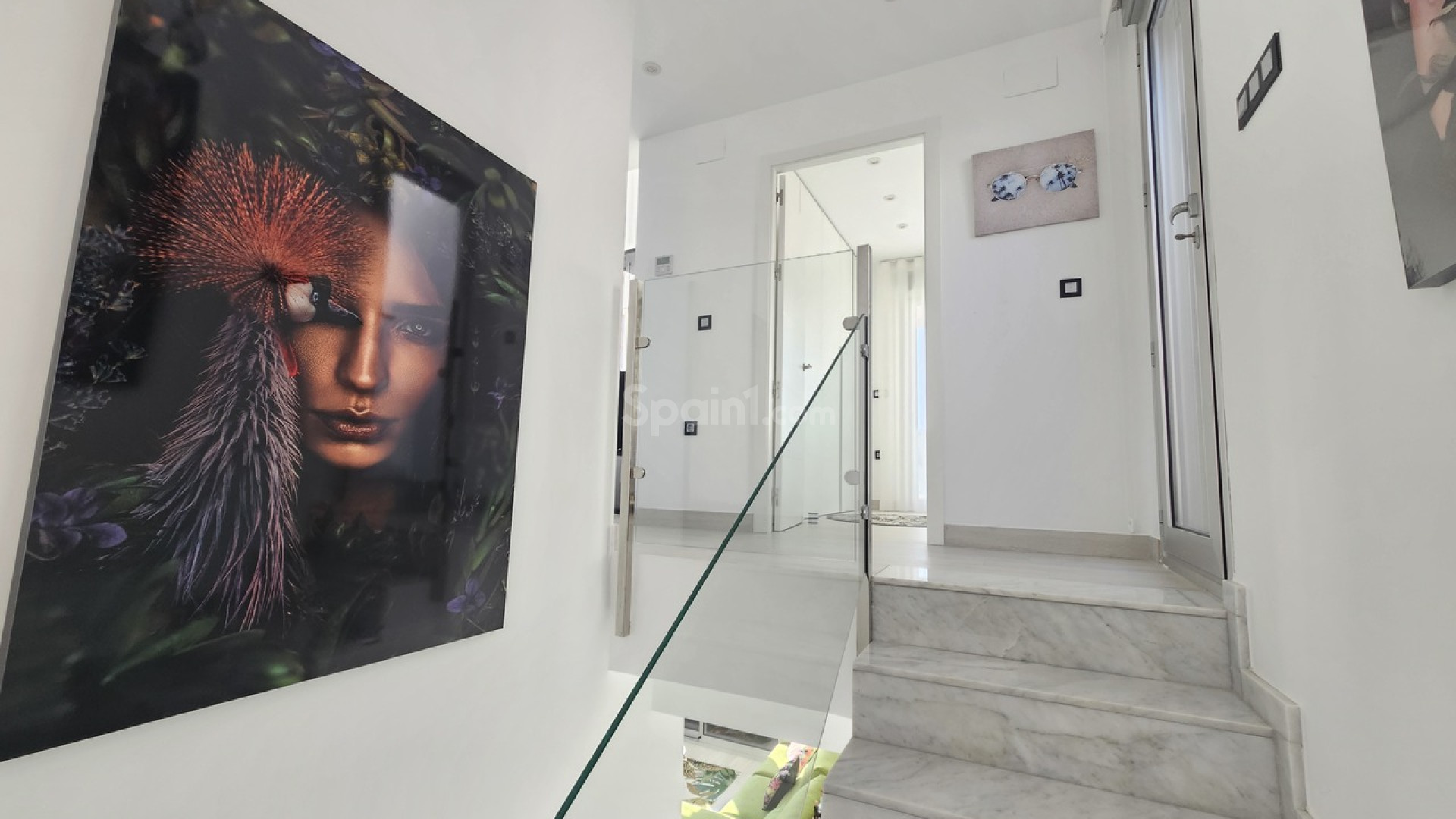Resale - Villa -
Cabo Roig