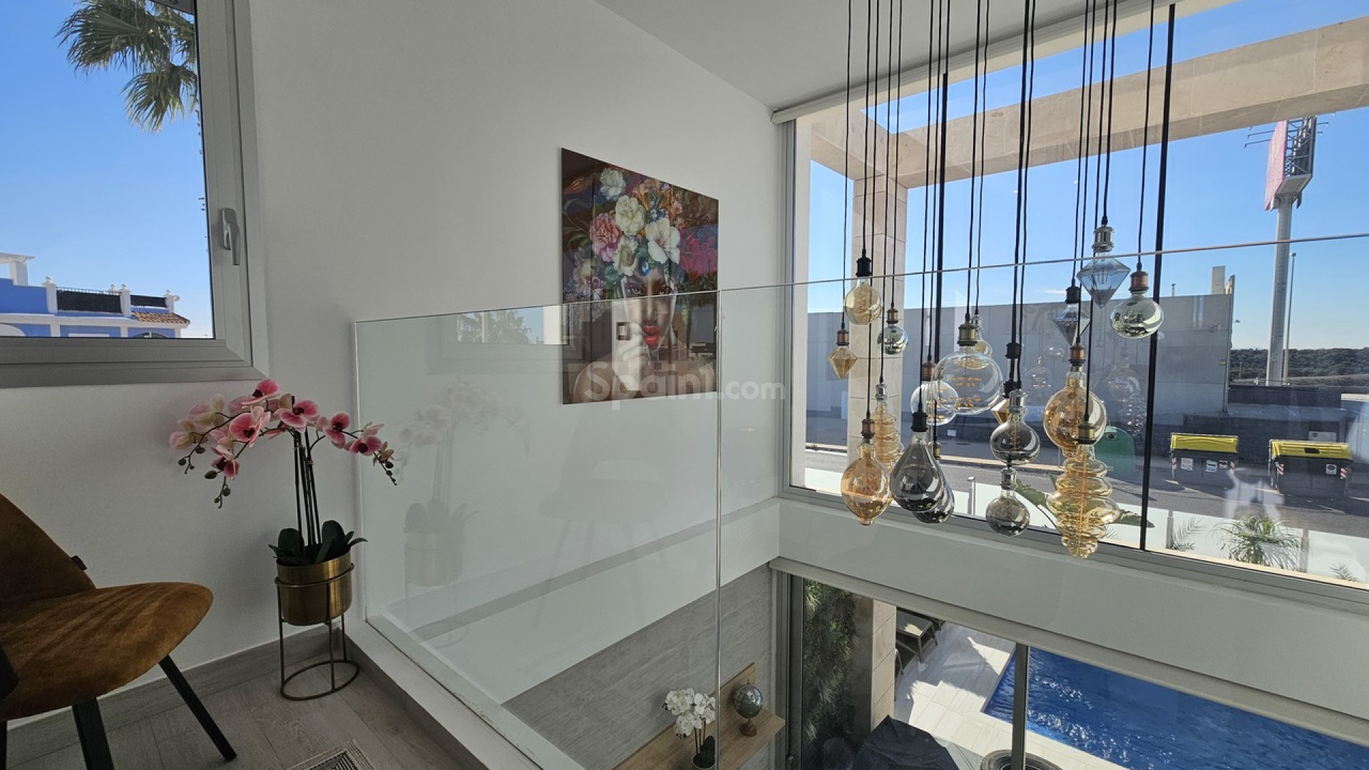 Resale - Villa -
Cabo Roig