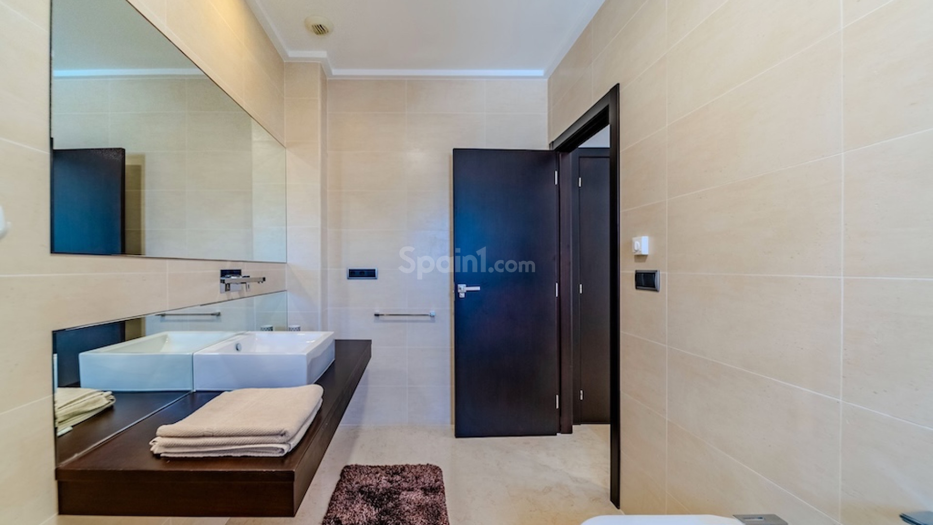 Resale - Villa -
Cabo Roig