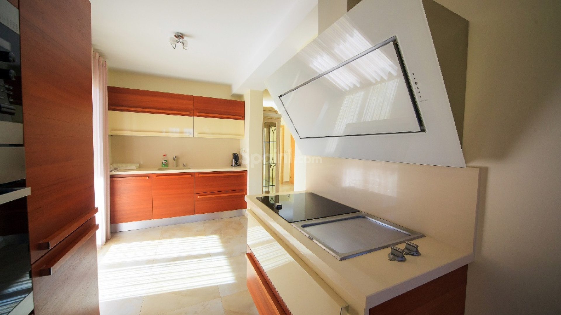 Resale - Villa -
Cabo Roig