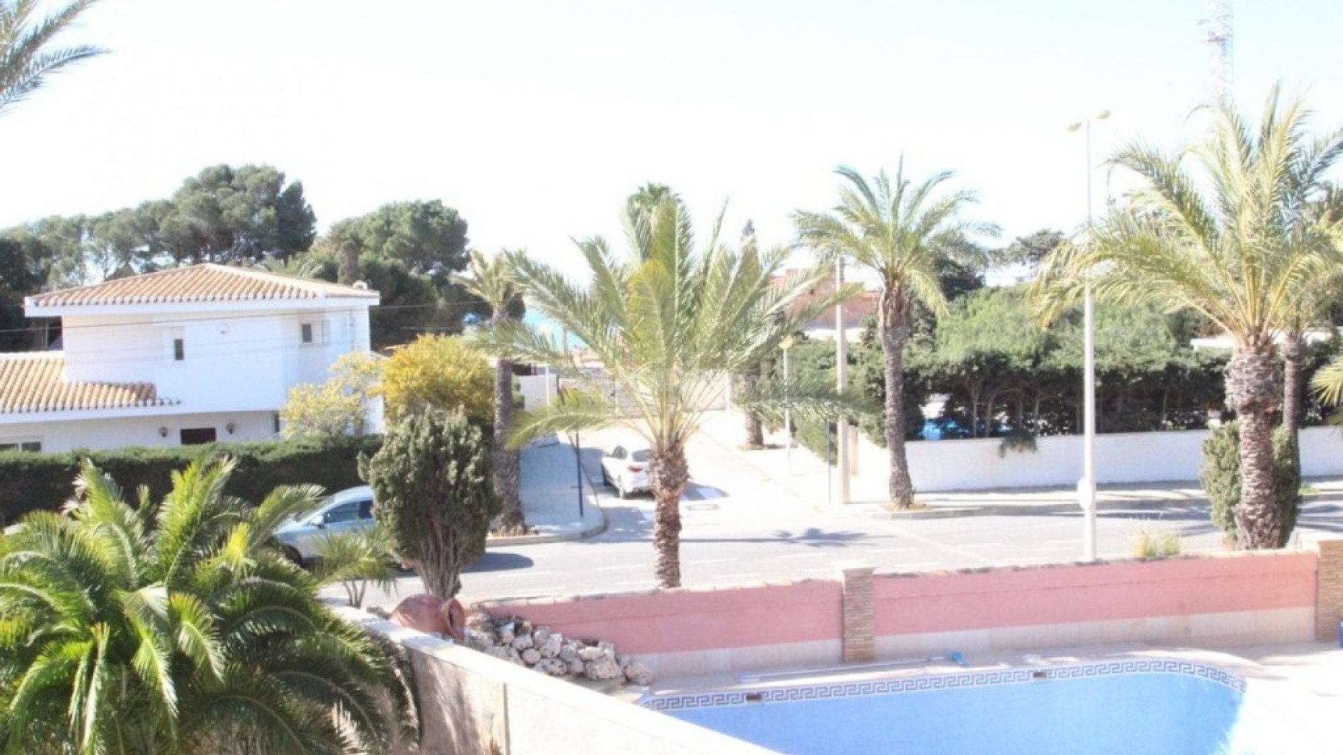 Resale - Villa -
Cabo Roig