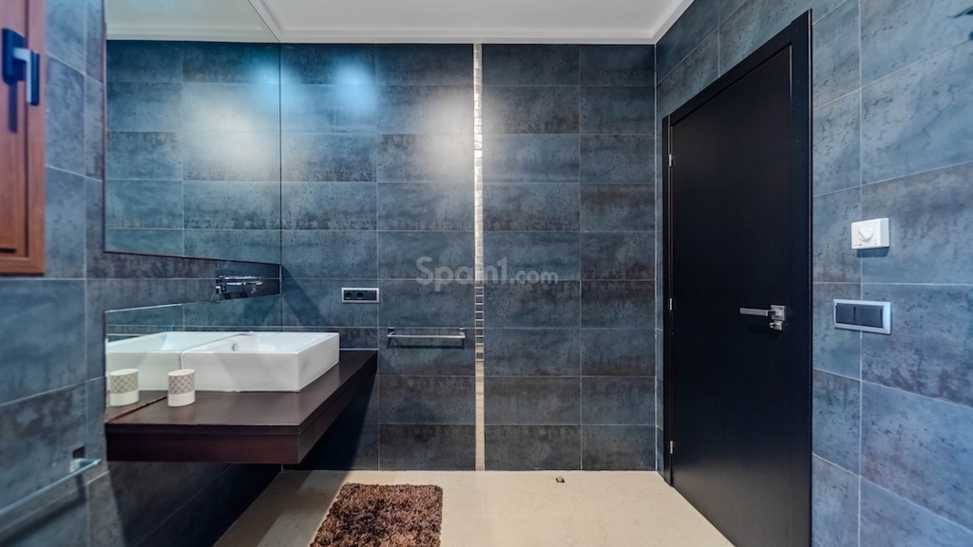 Resale - Villa -
Cabo Roig