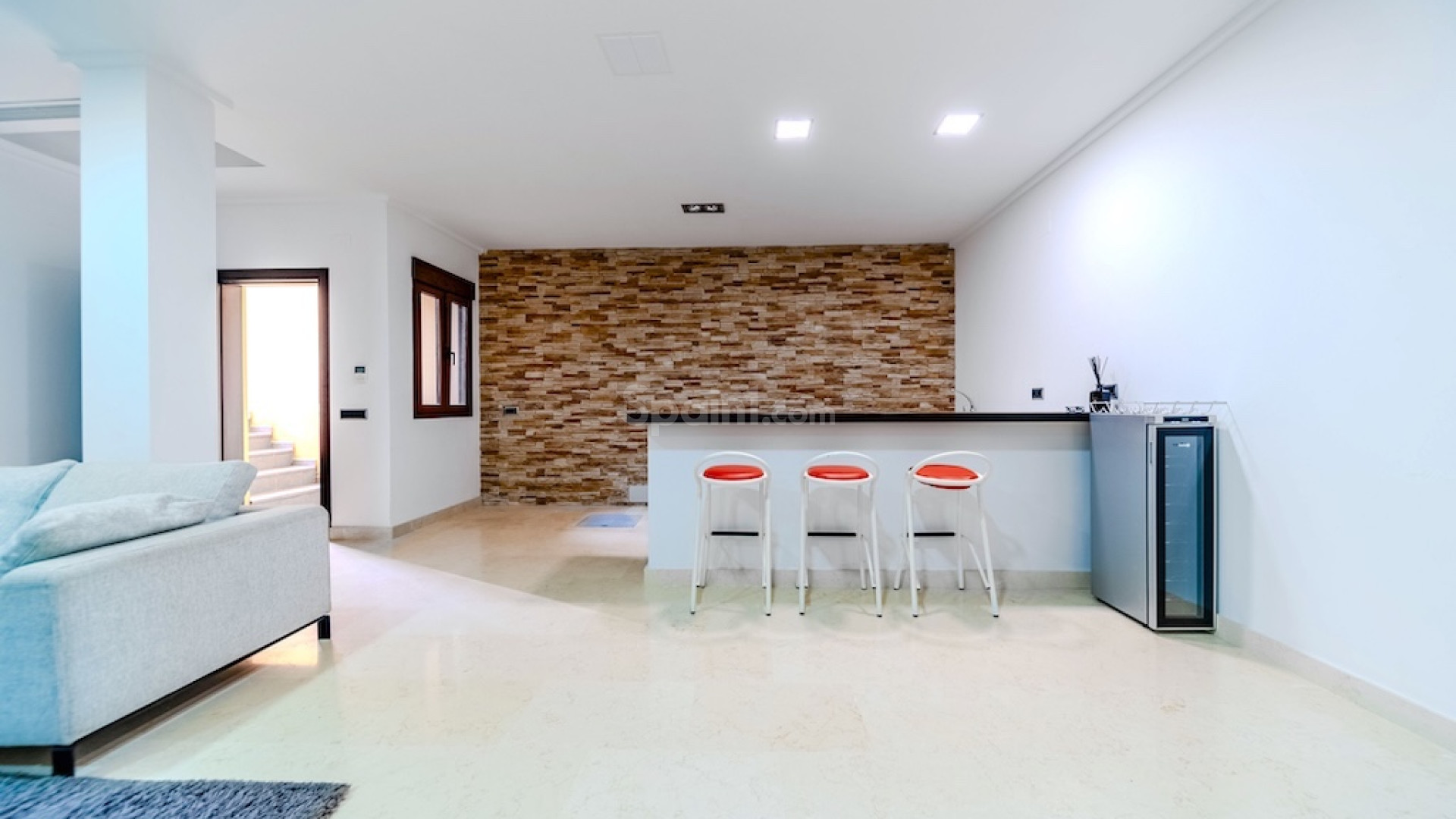 Resale - Villa -
Cabo Roig