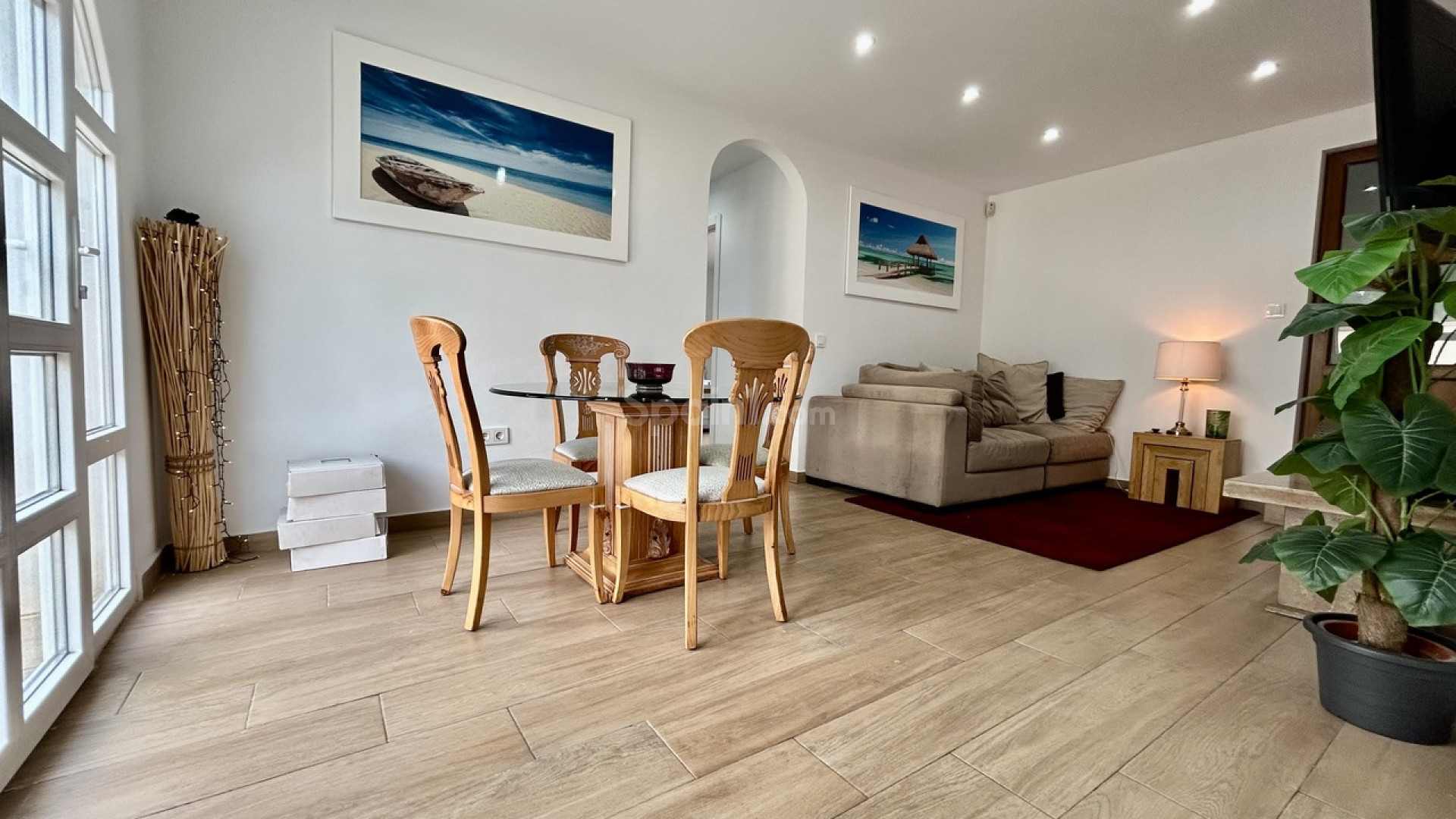 Resale - Villa -
Cabo Roig