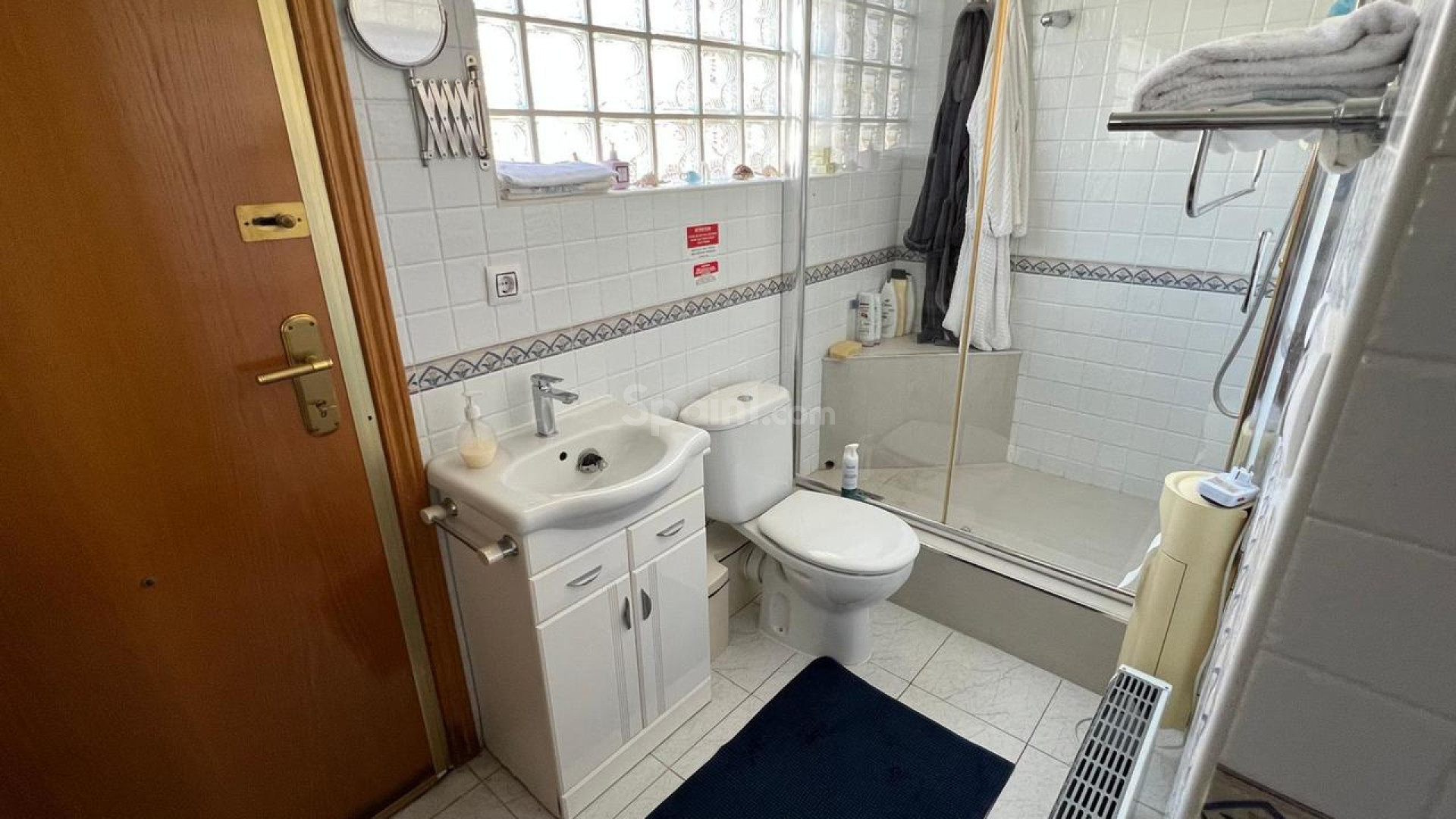 Resale - Villa -
Cabo Roig