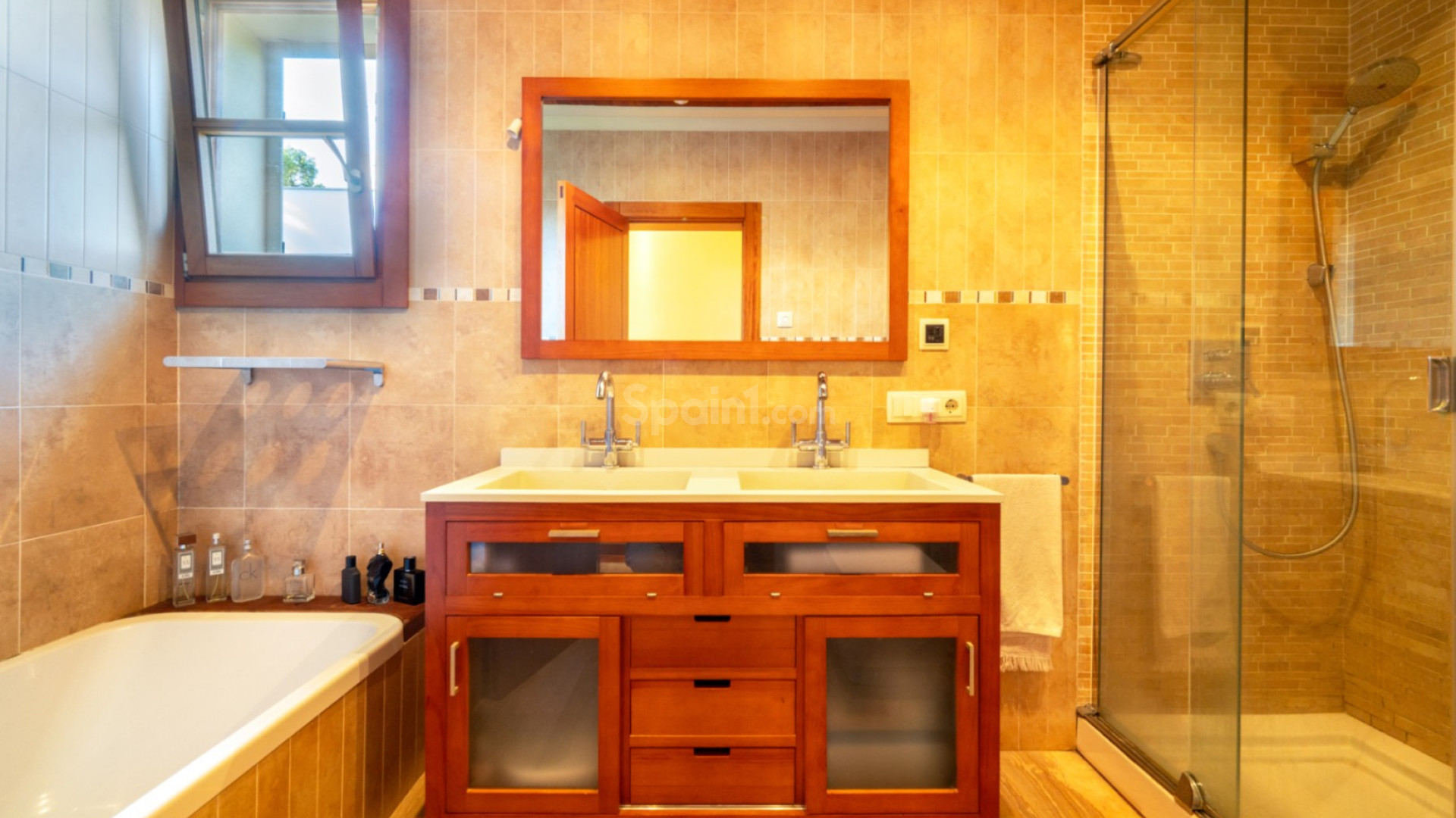 Resale - Villa -
Calviá - Mallorca