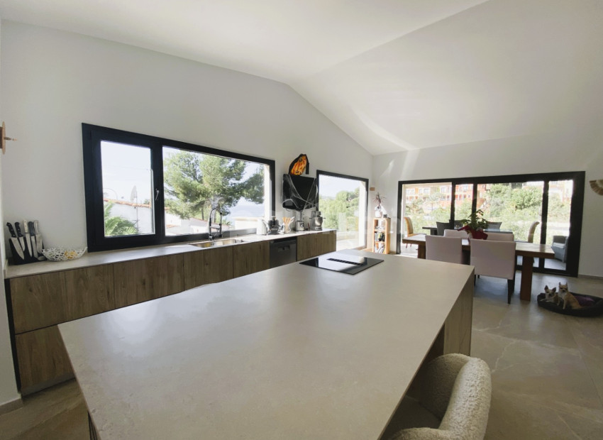 Resale - Villa -
Calviá - Mallorca