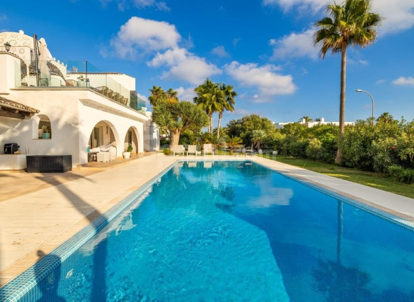 Resale - Villa -
Calviá - Mallorca