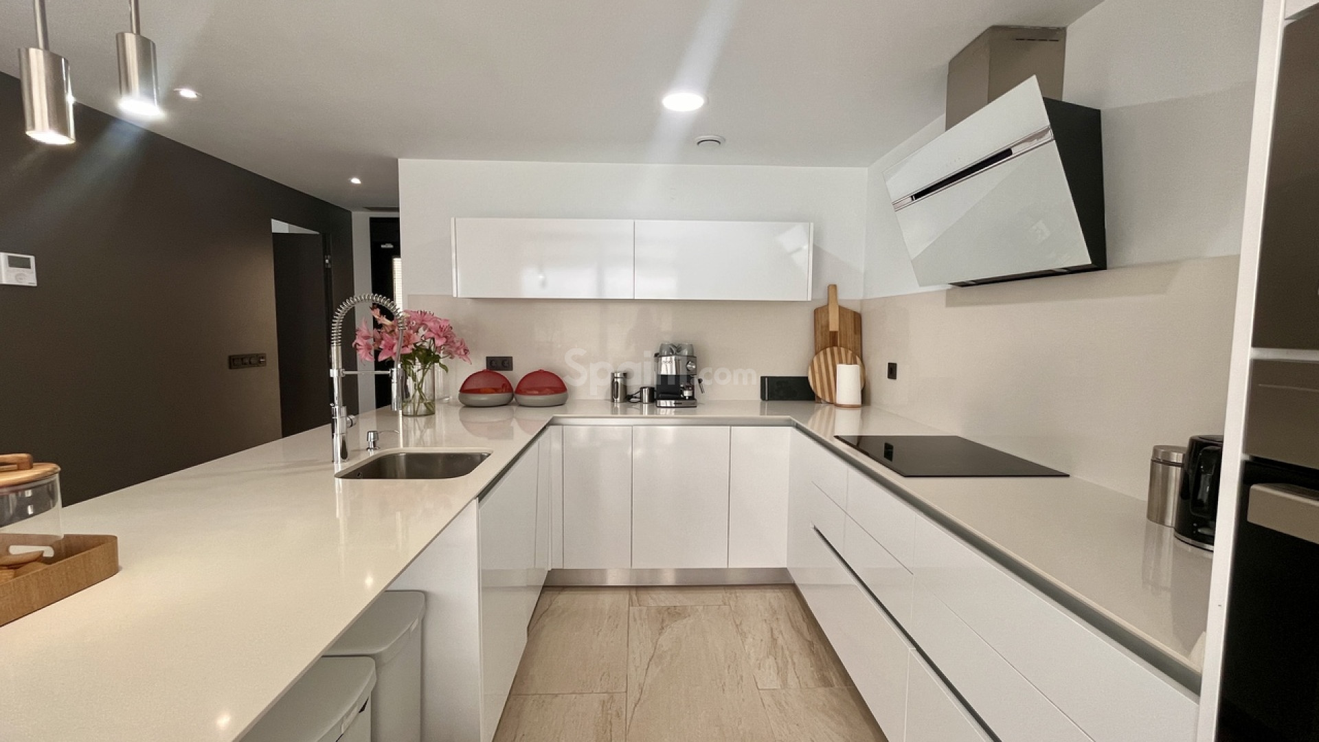 Resale - Villa -
Campoamor R-5