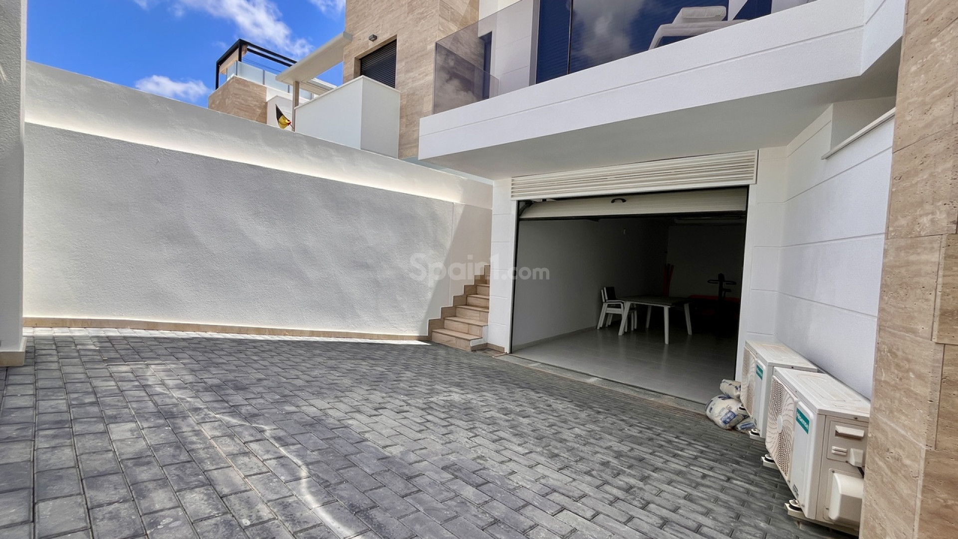 Resale - Villa -
Campoamor R-5