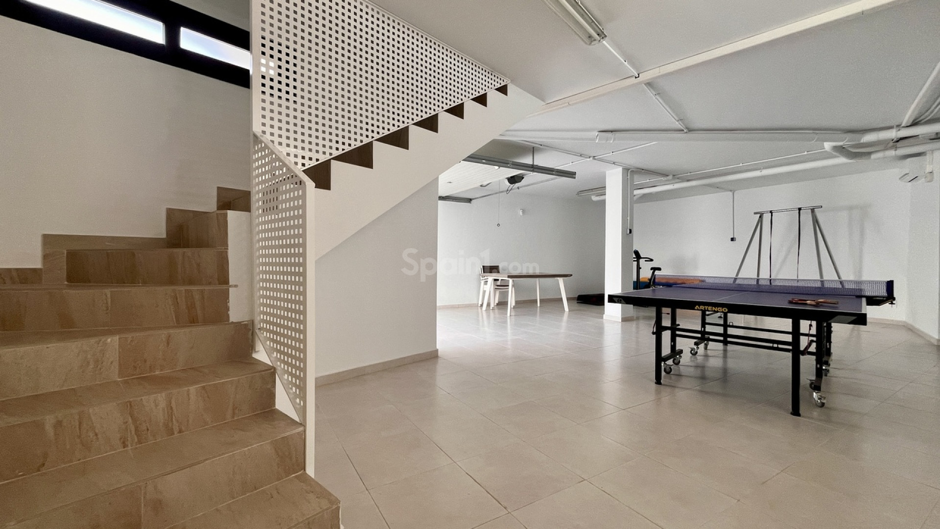 Resale - Villa -
Campoamor R-5