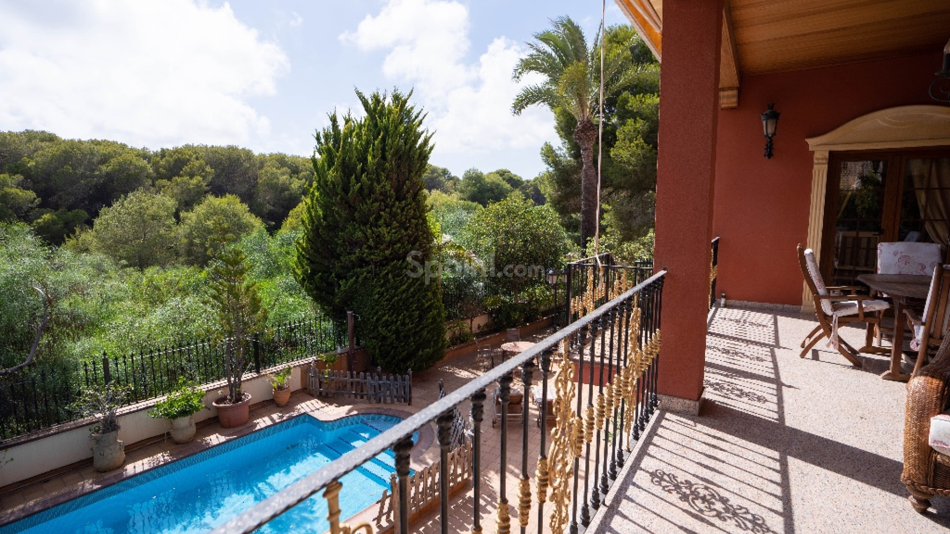 Resale - Villa -
Campoamor