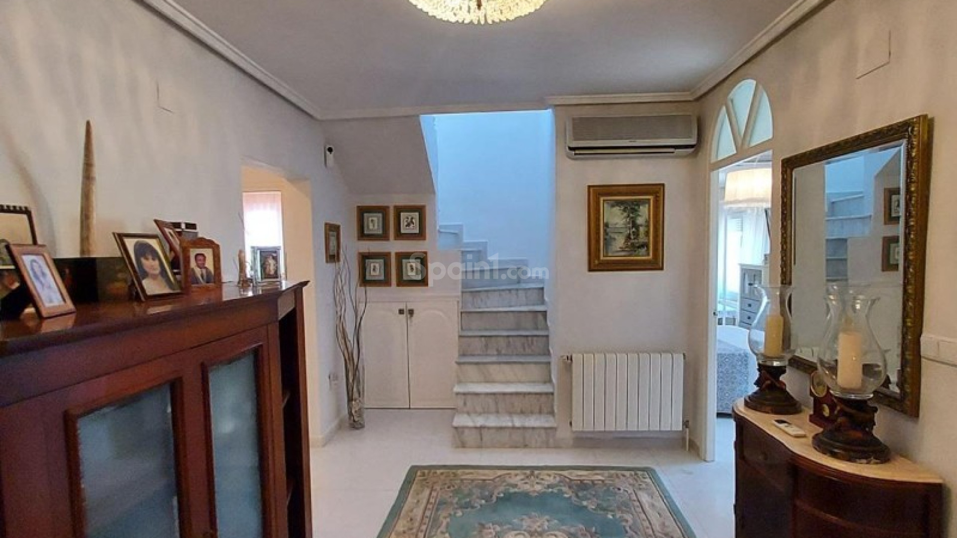 Resale - Villa -
Campoamor