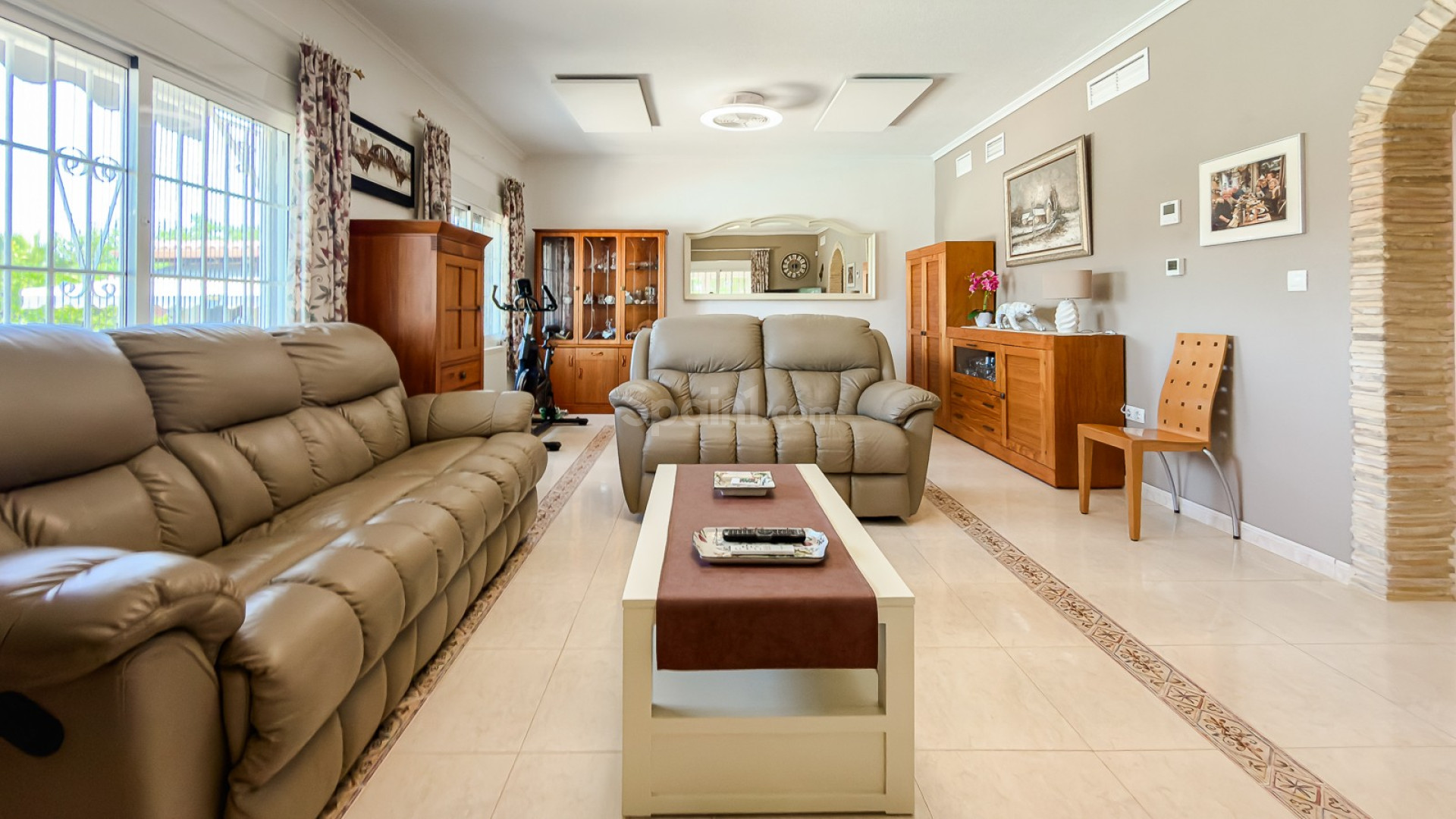 Resale - Villa -
CATRAL - Catral