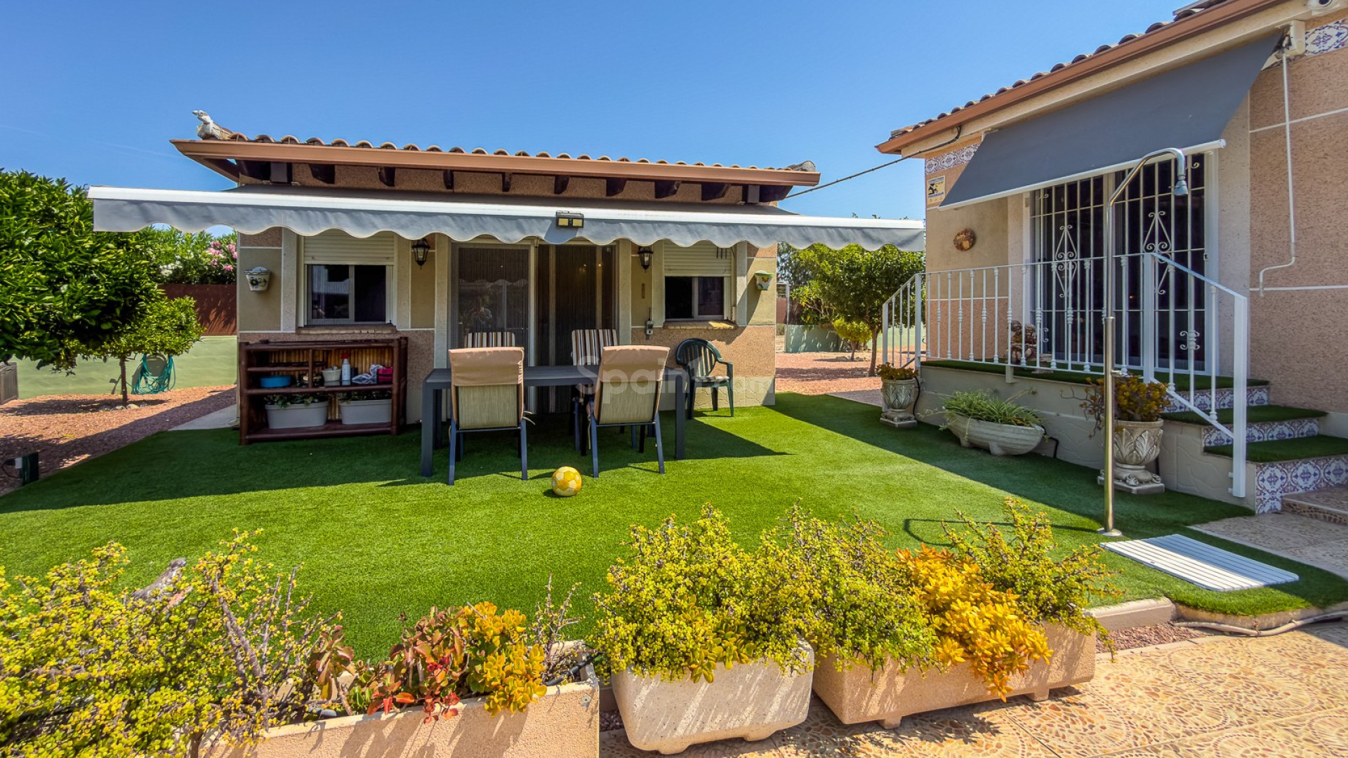 Resale - Villa -
CATRAL - Catral
