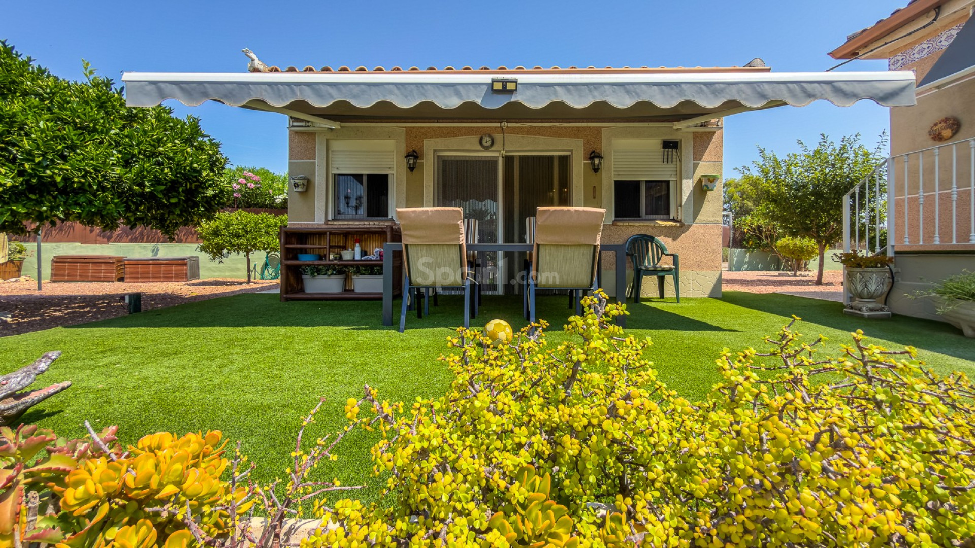 Resale - Villa -
CATRAL - Catral