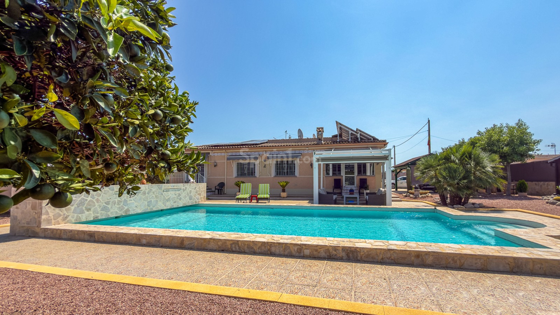 Resale - Villa -
CATRAL - Catral