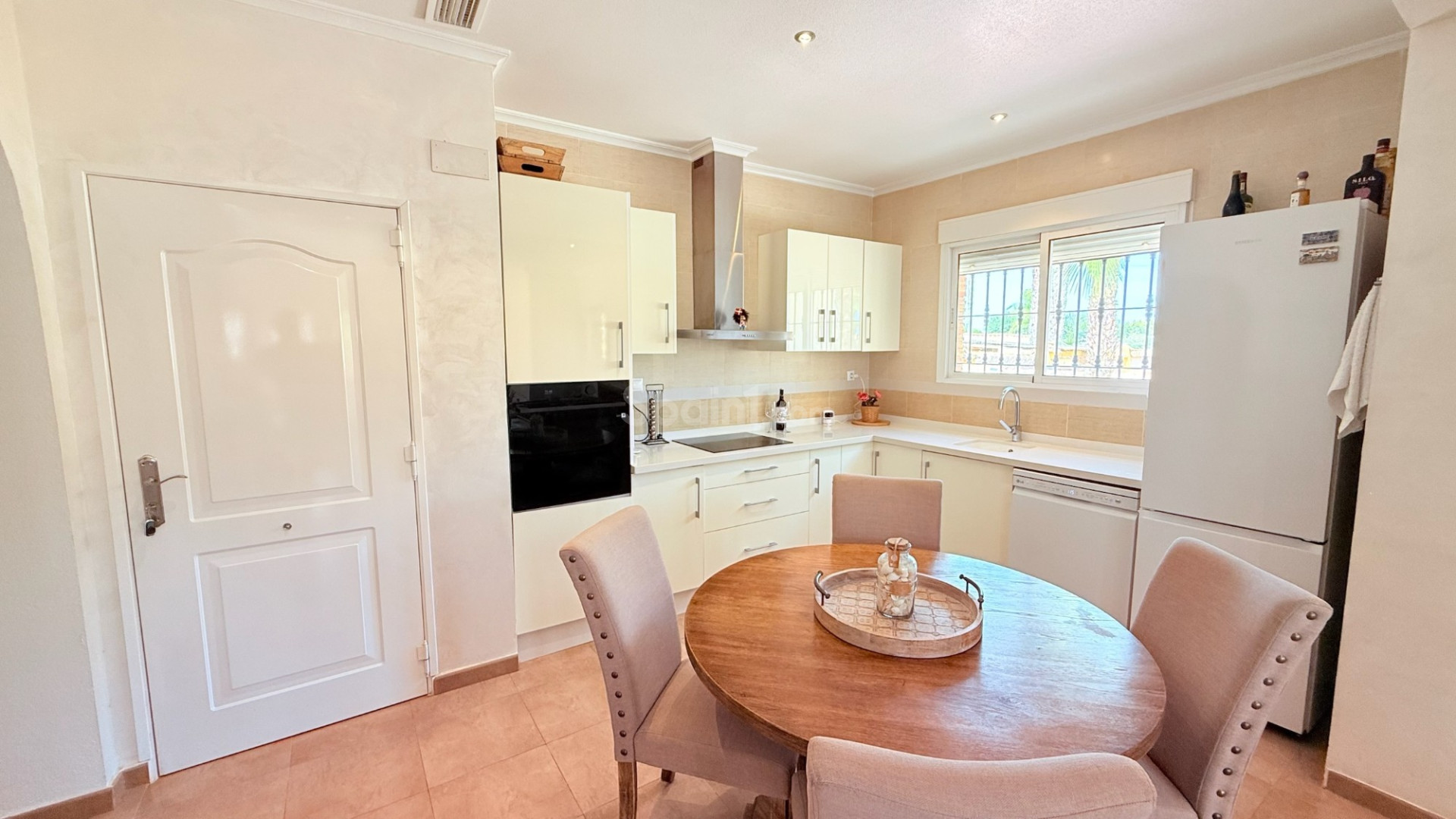 Resale - Villa -
CATRAL - Catral