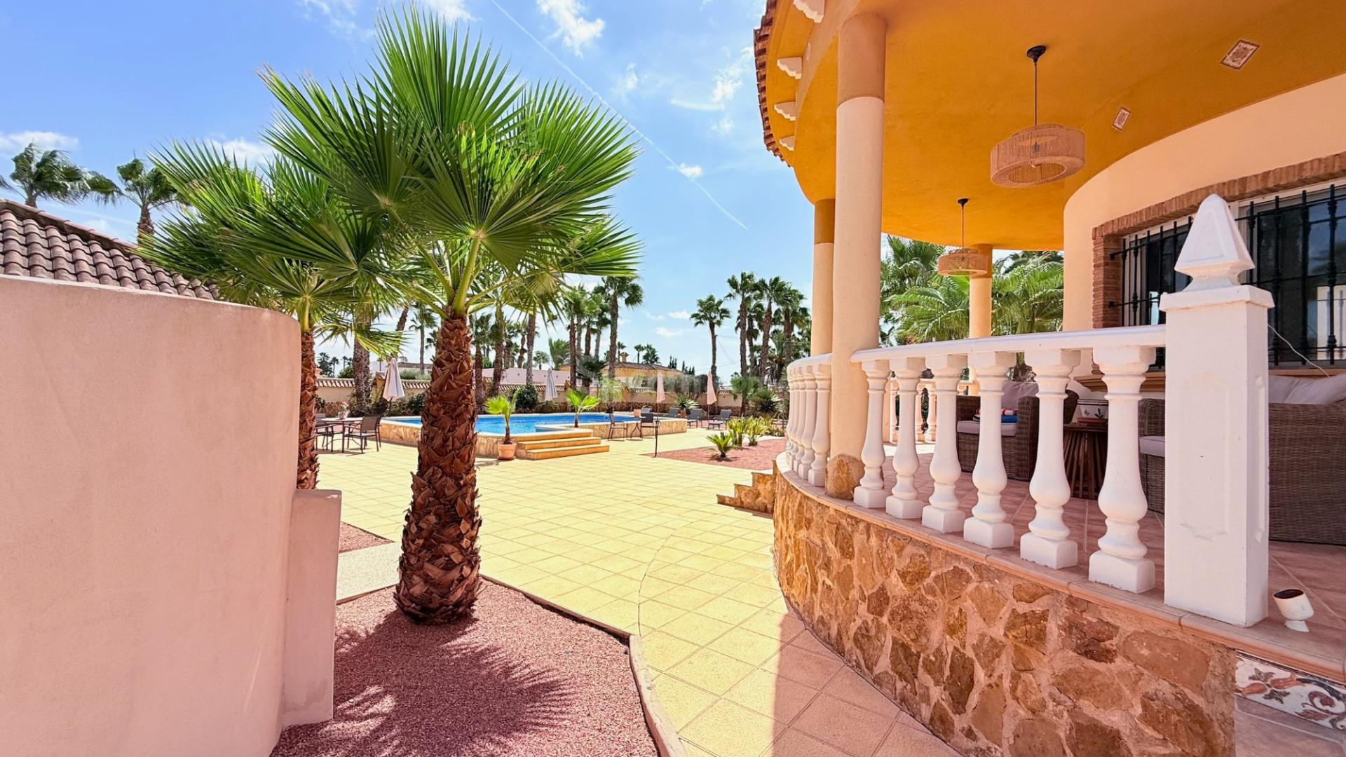 Resale - Villa -
CATRAL - Catral