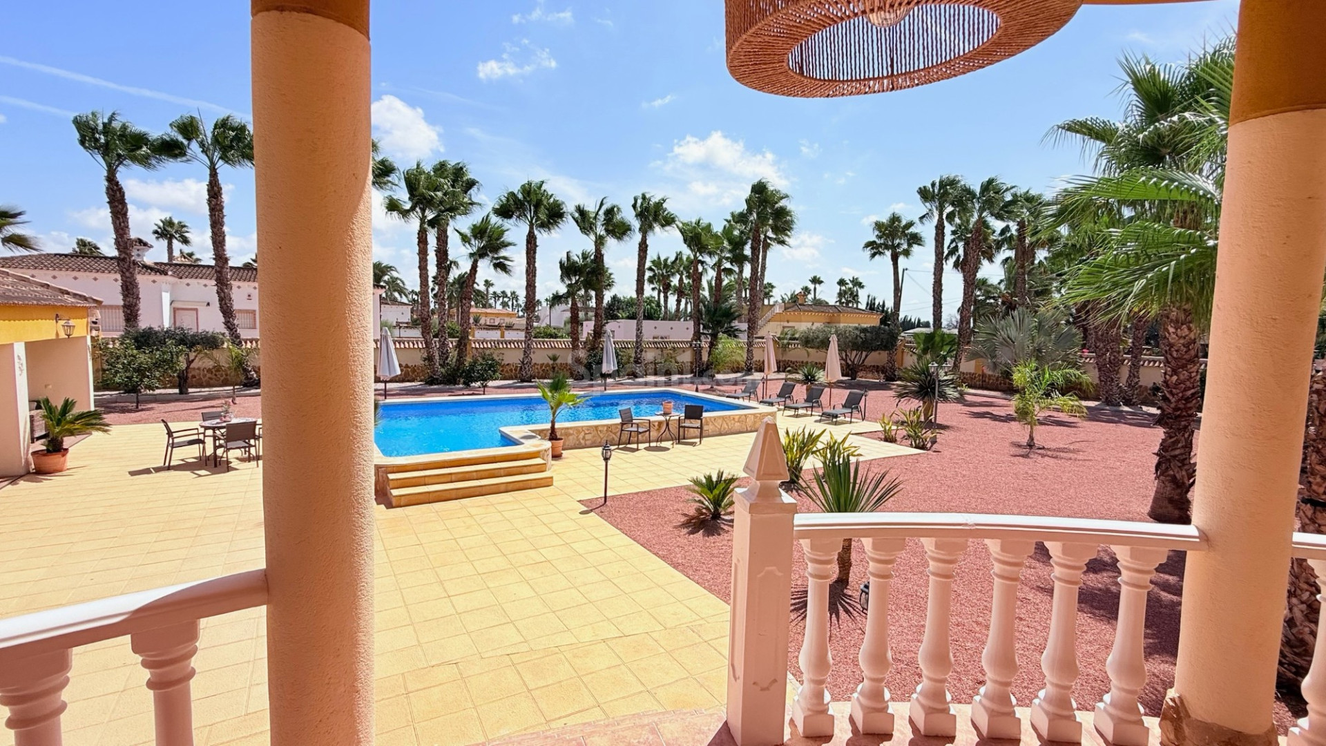 Resale - Villa -
CATRAL - Catral