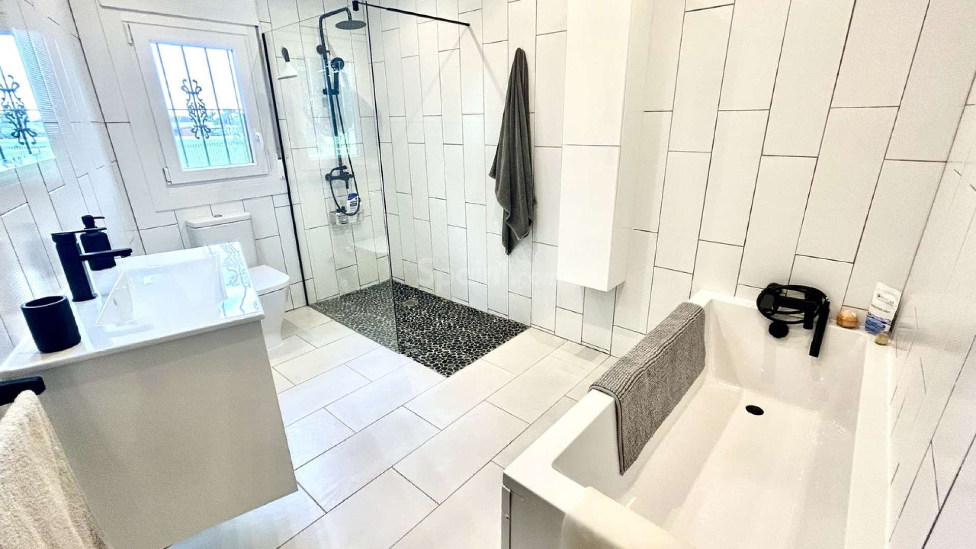 Resale - Villa -
Catral