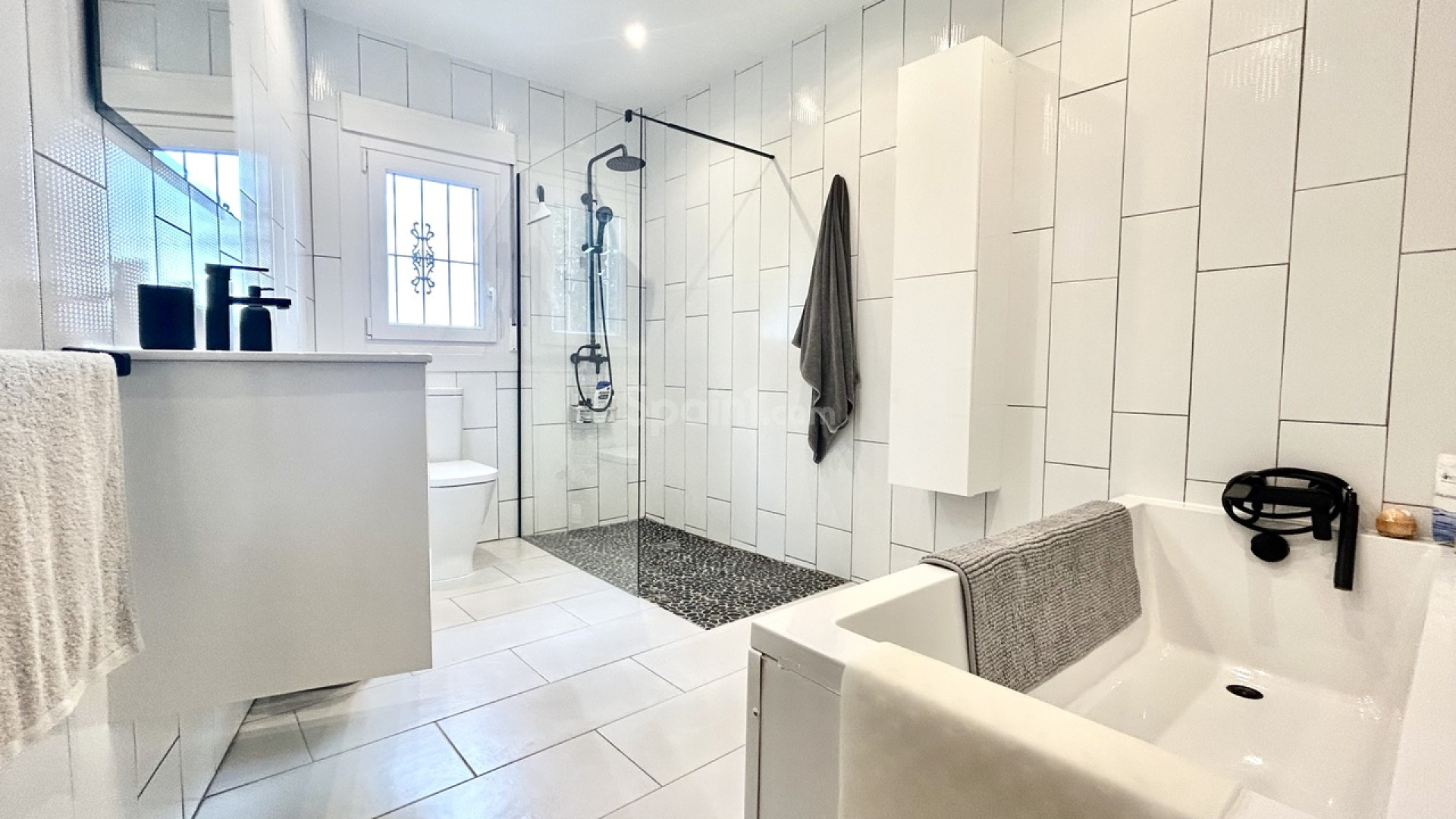 Resale - Villa -
Catral