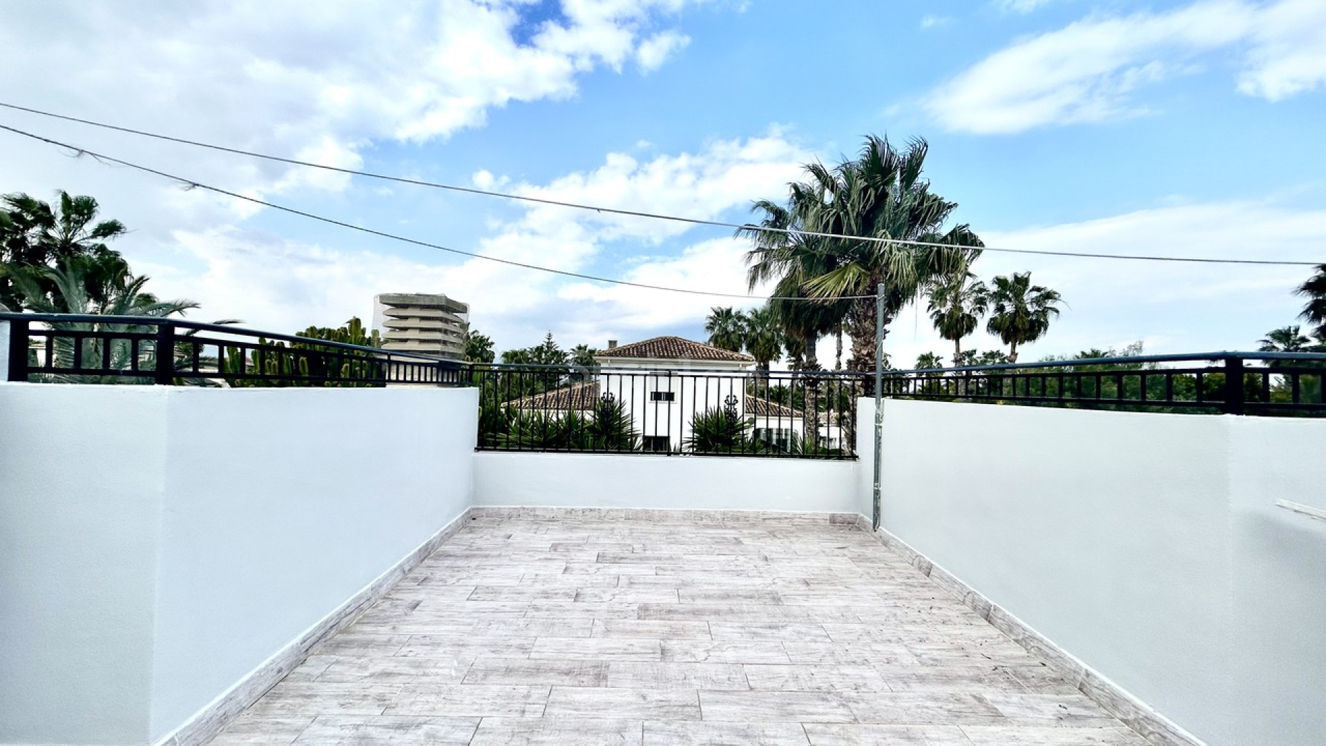 Resale - Villa -
Catral