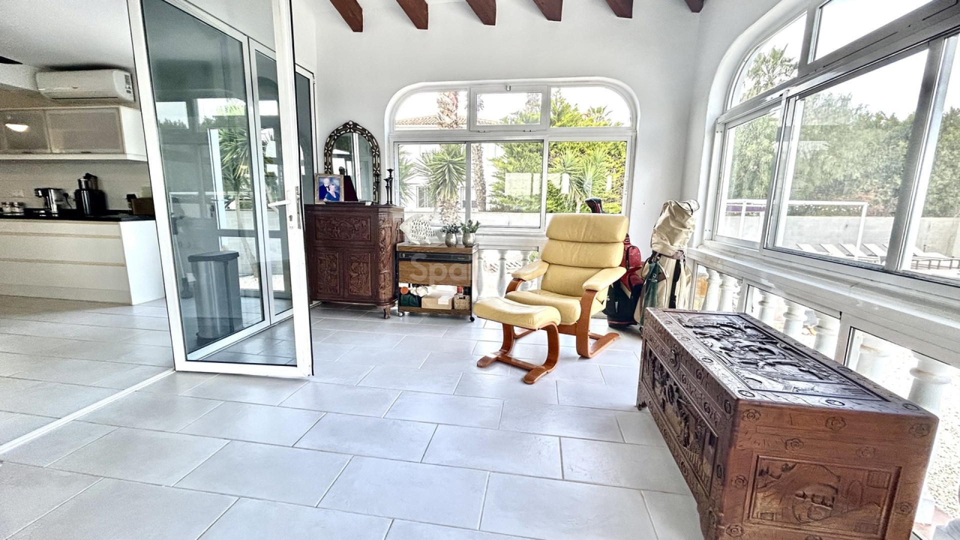 Resale - Villa -
Catral