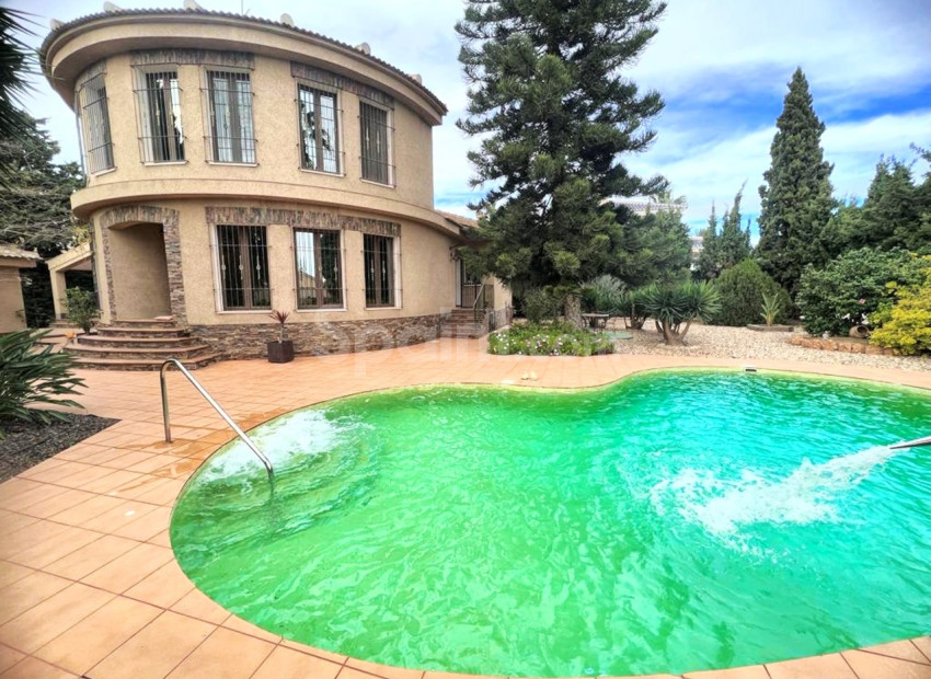 Resale - Villa -
Ciudad Quesada - Cuidad Quesada