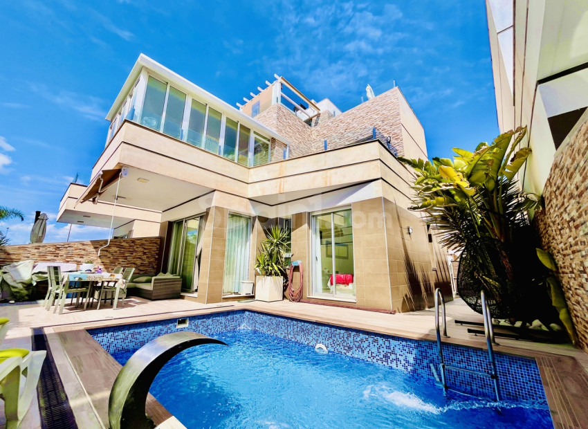 Resale - Villa -
Ciudad Quesada - Cuidad Quesada