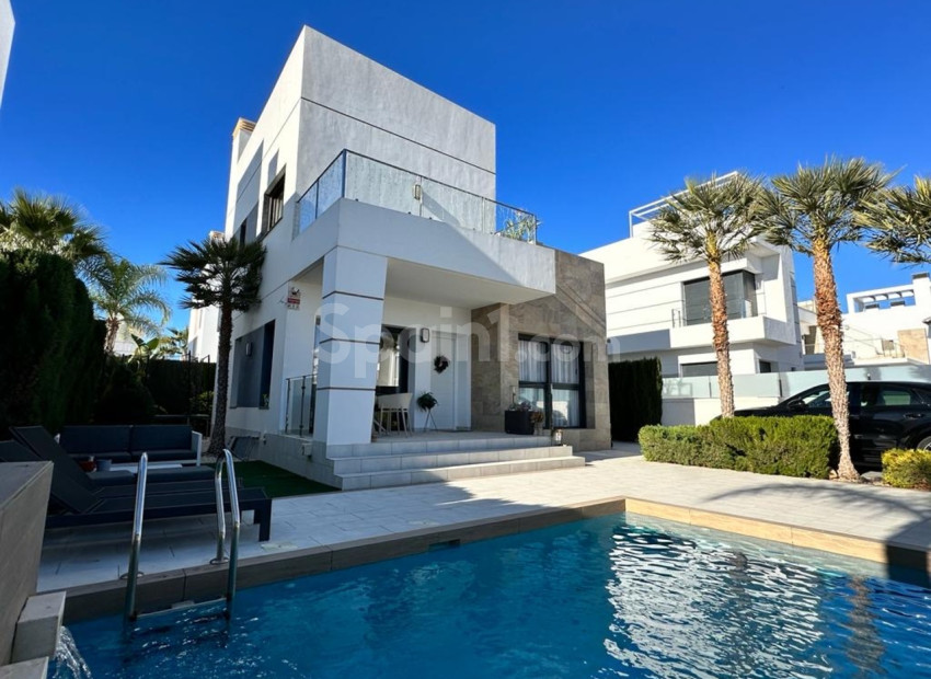 Resale - Villa -
Ciudad Quesada - Cuidad Quesada